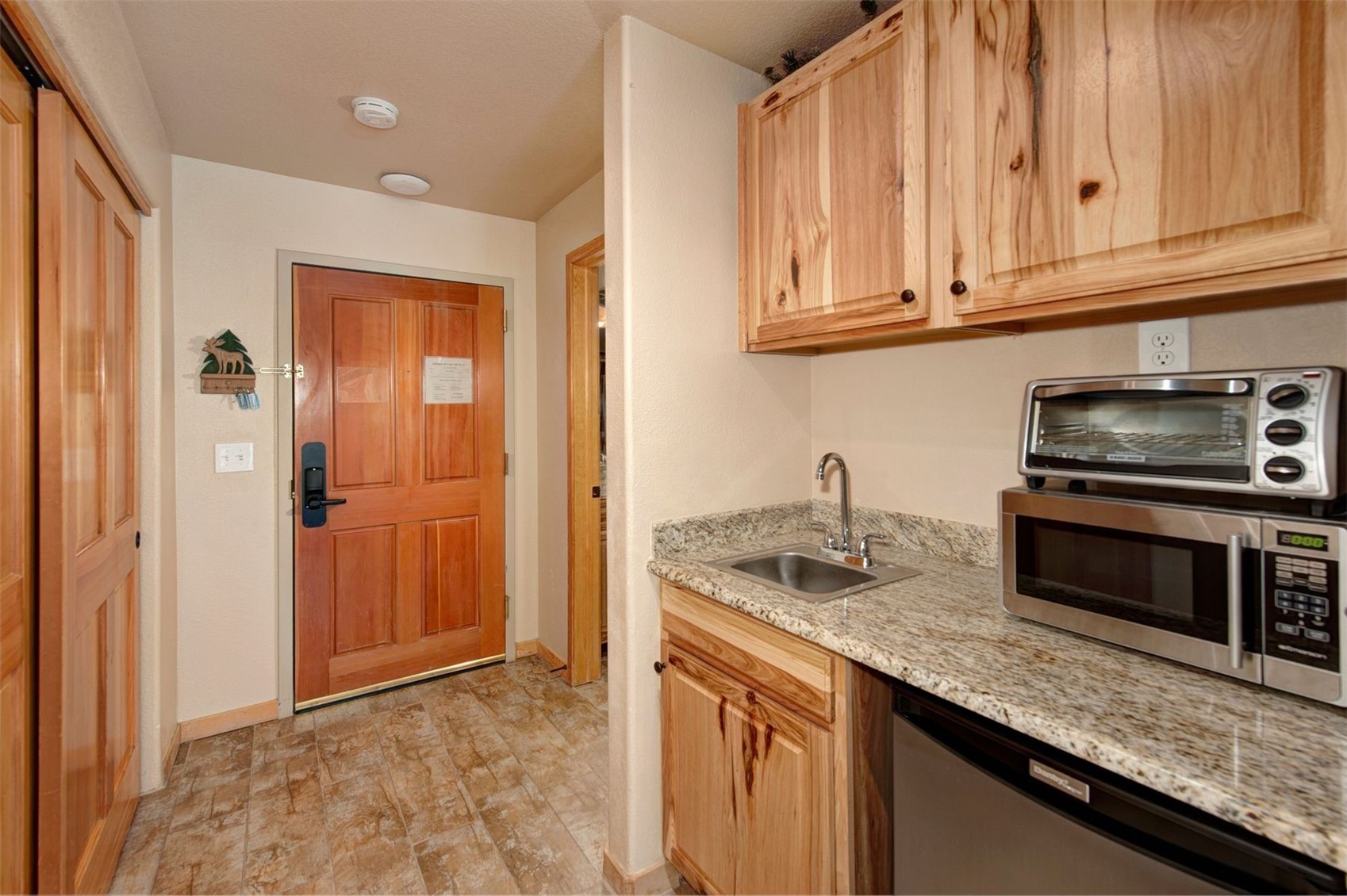 23110 Us Highway 6 5062 Property Photo 9
