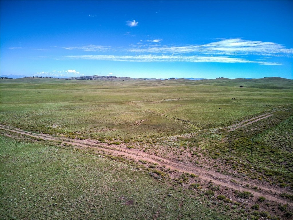 1238 Chicha Road Property Photo 11