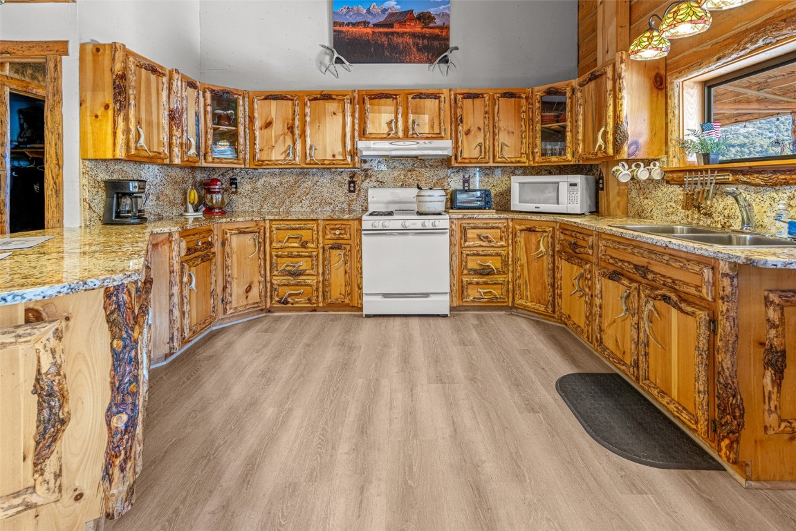 18946 County Road 57 Property Photo 14