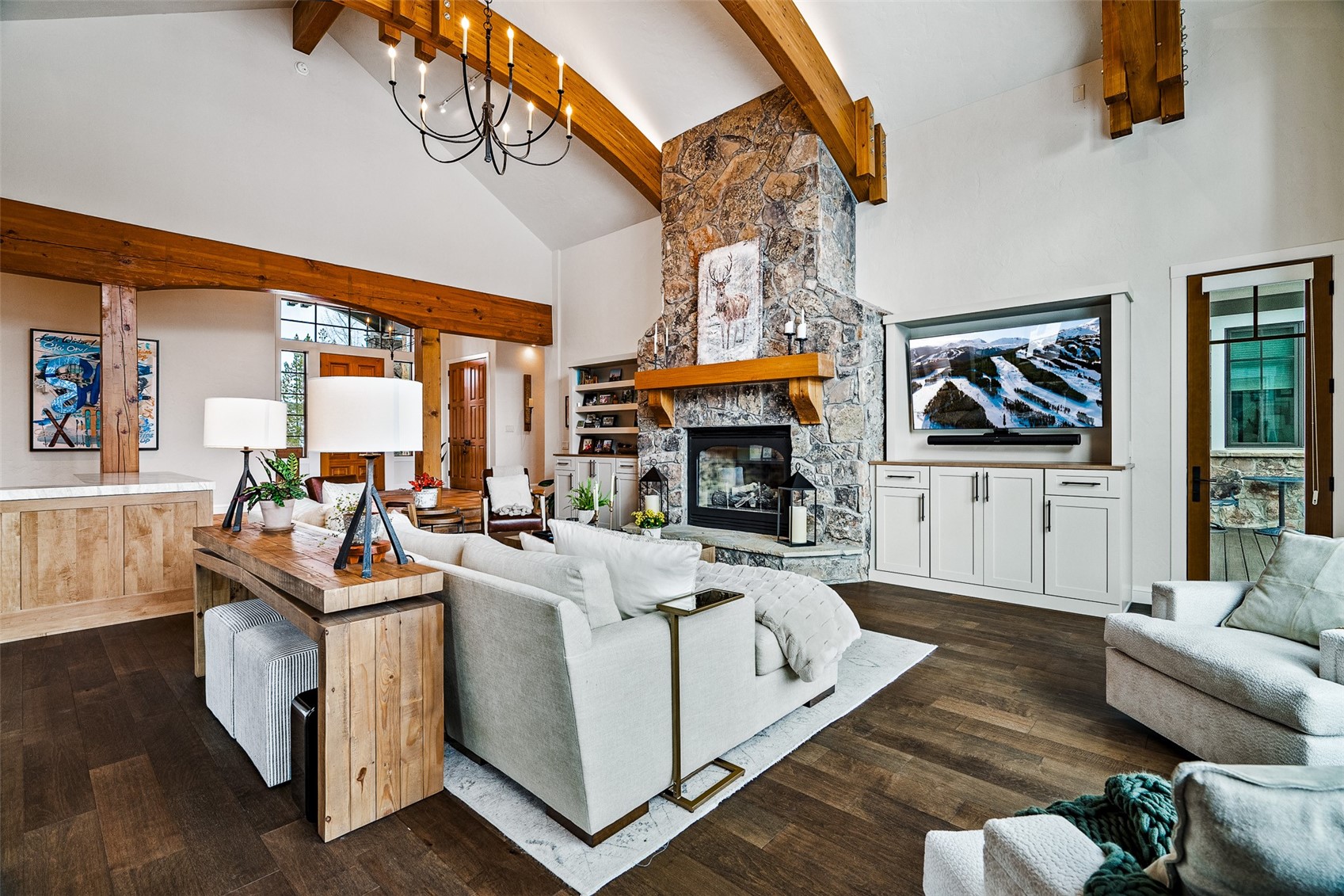 494 Silver Circle Property Photo 11