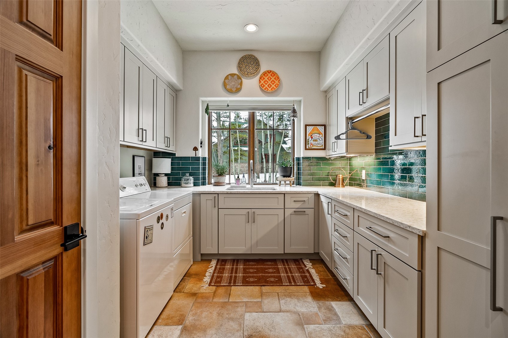 494 Silver Circle Property Photo 40