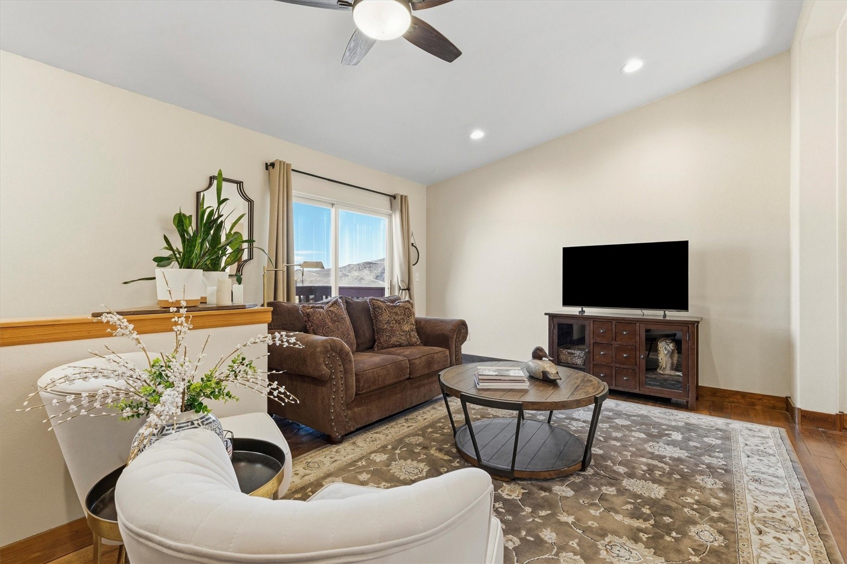 30345 Coyote Run Court Property Photo 5
