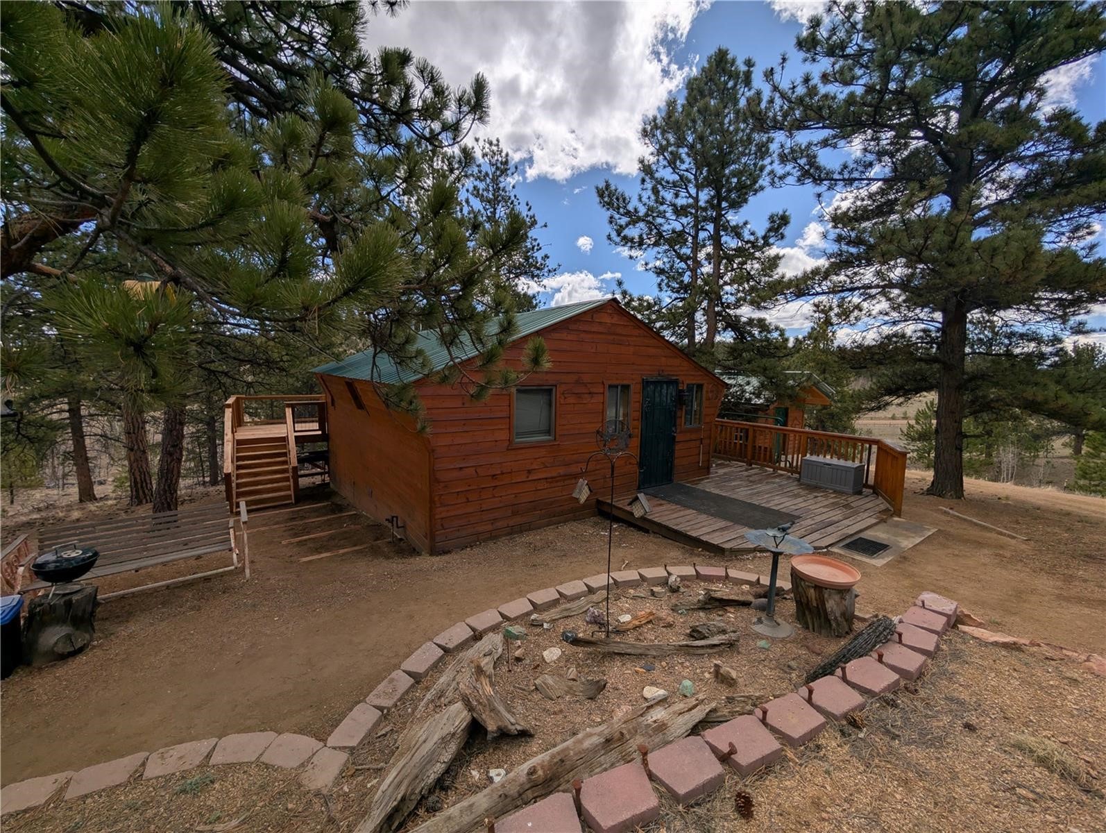 2117 Badger Creek Road Property Photo 2