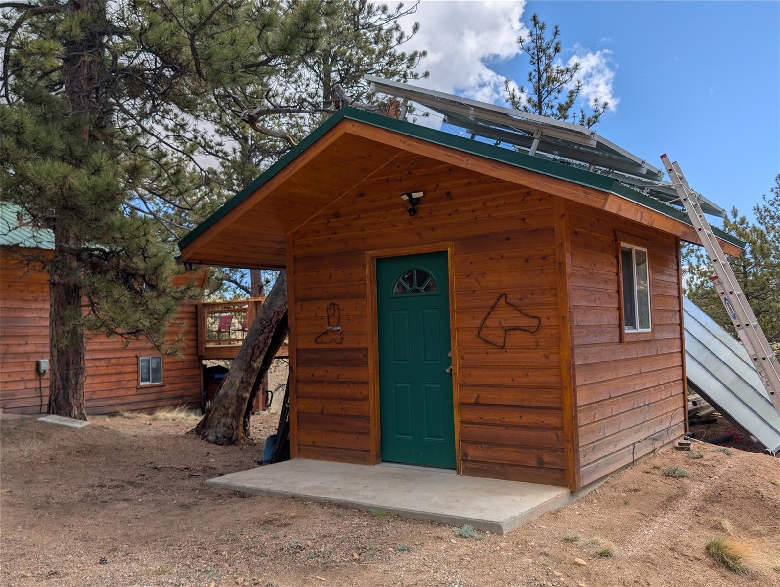 2117 Badger Creek Road Property Photo 8
