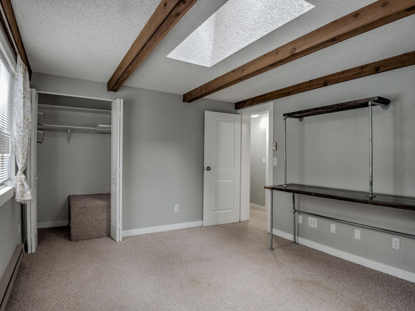 160 Creekside Drive 20 Property Photo 30