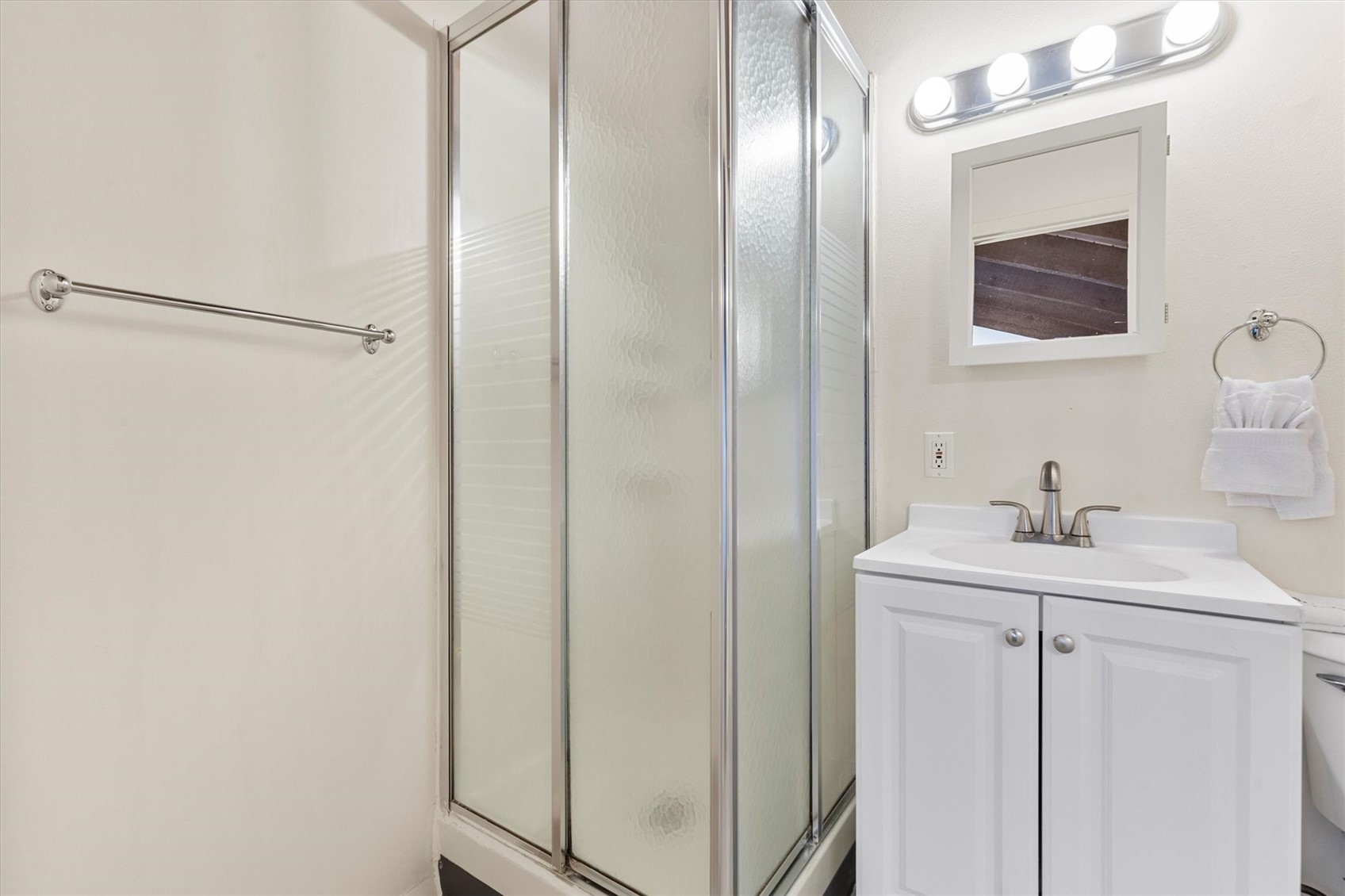 2215 Storm Meadows Drive 550 Property Photo 15