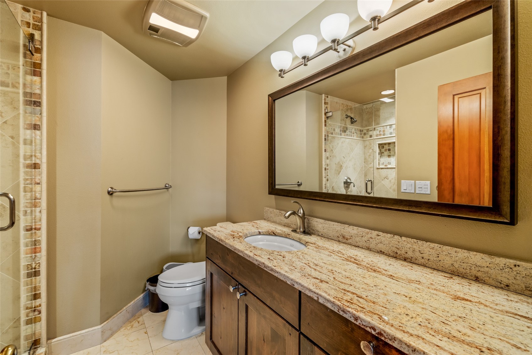 1165 Redwoods Drive Property Photo 38