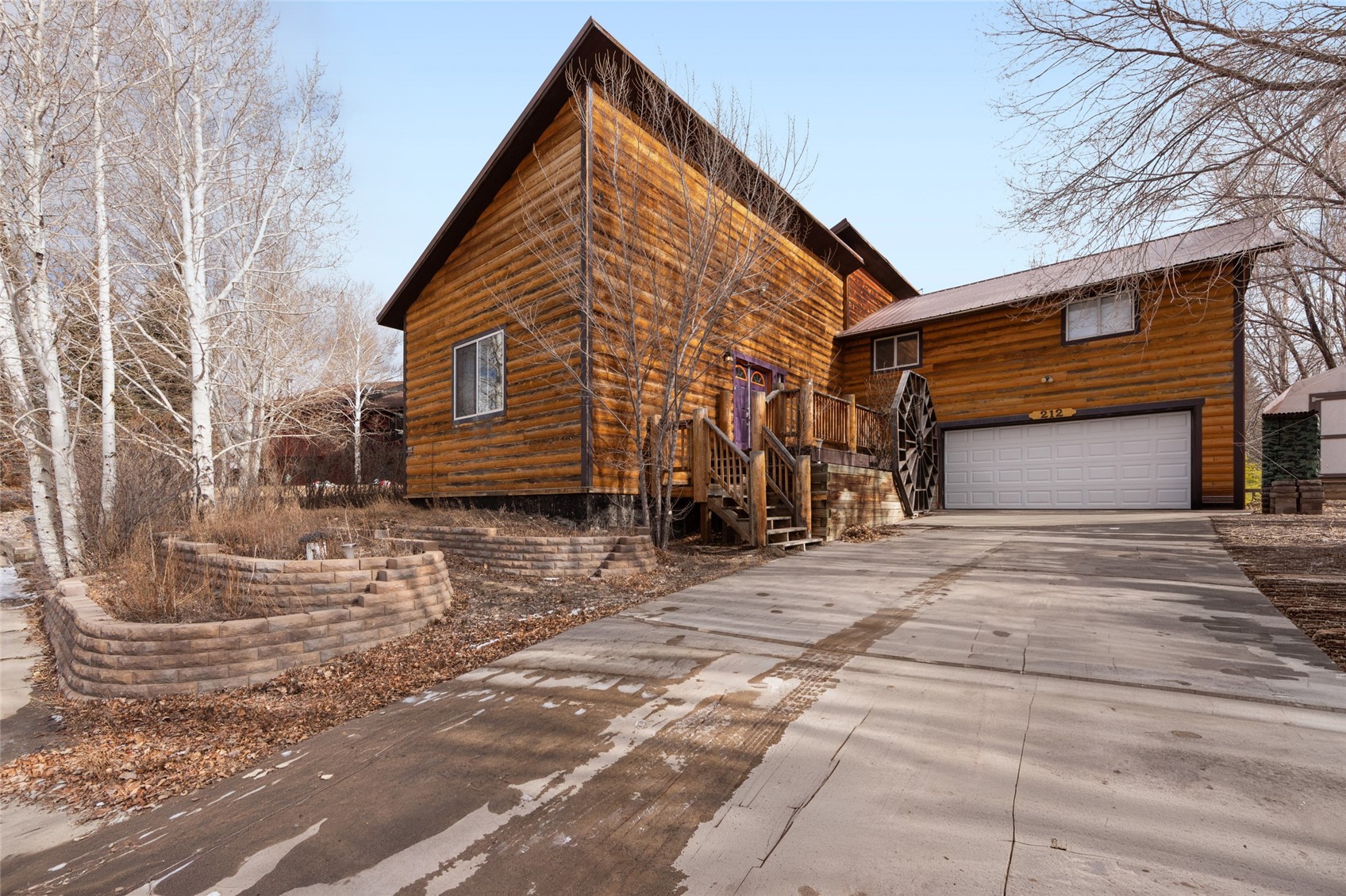 212 17th Street Property Photo 1