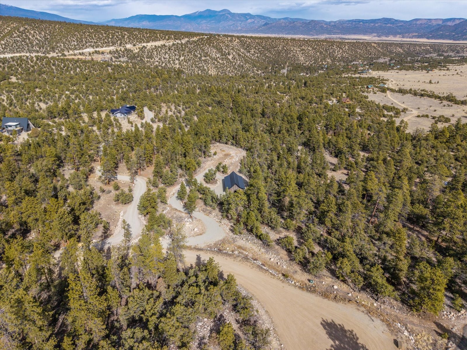 21160 Skyline Drive Property Photo 12