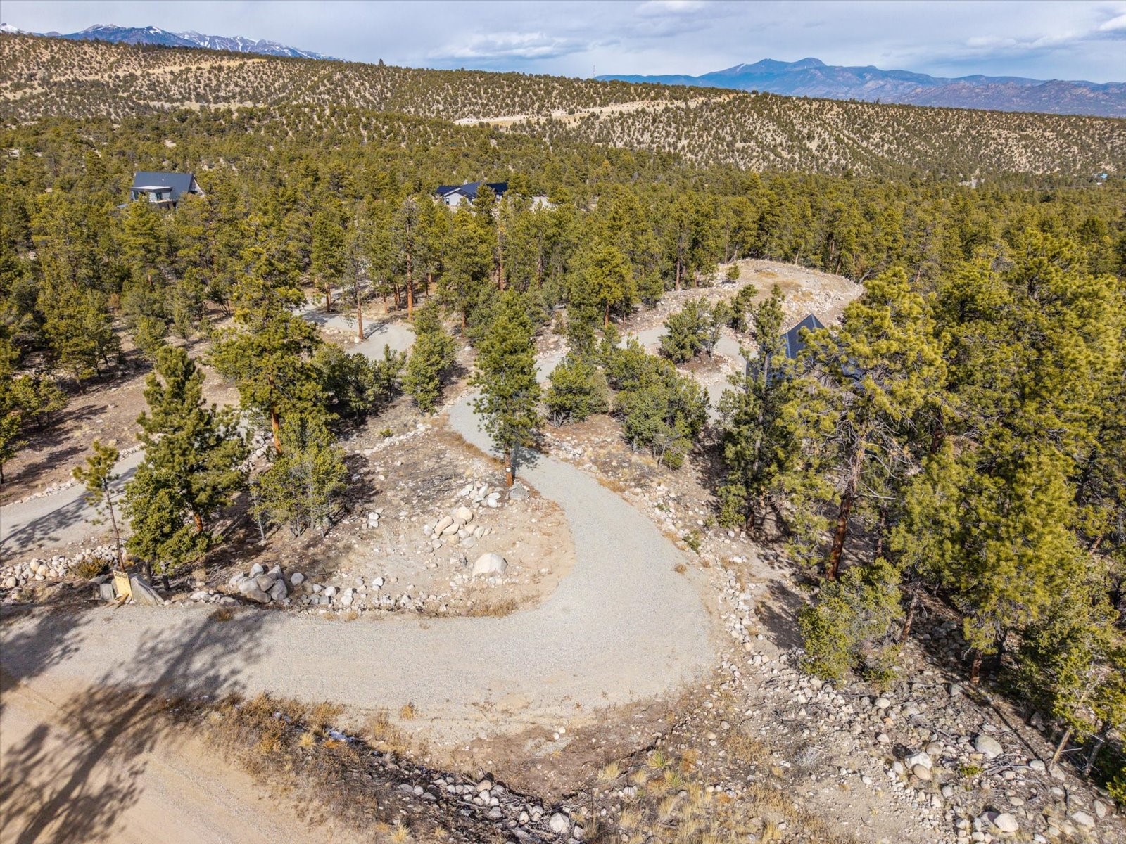 21160 Skyline Drive Property Photo 15
