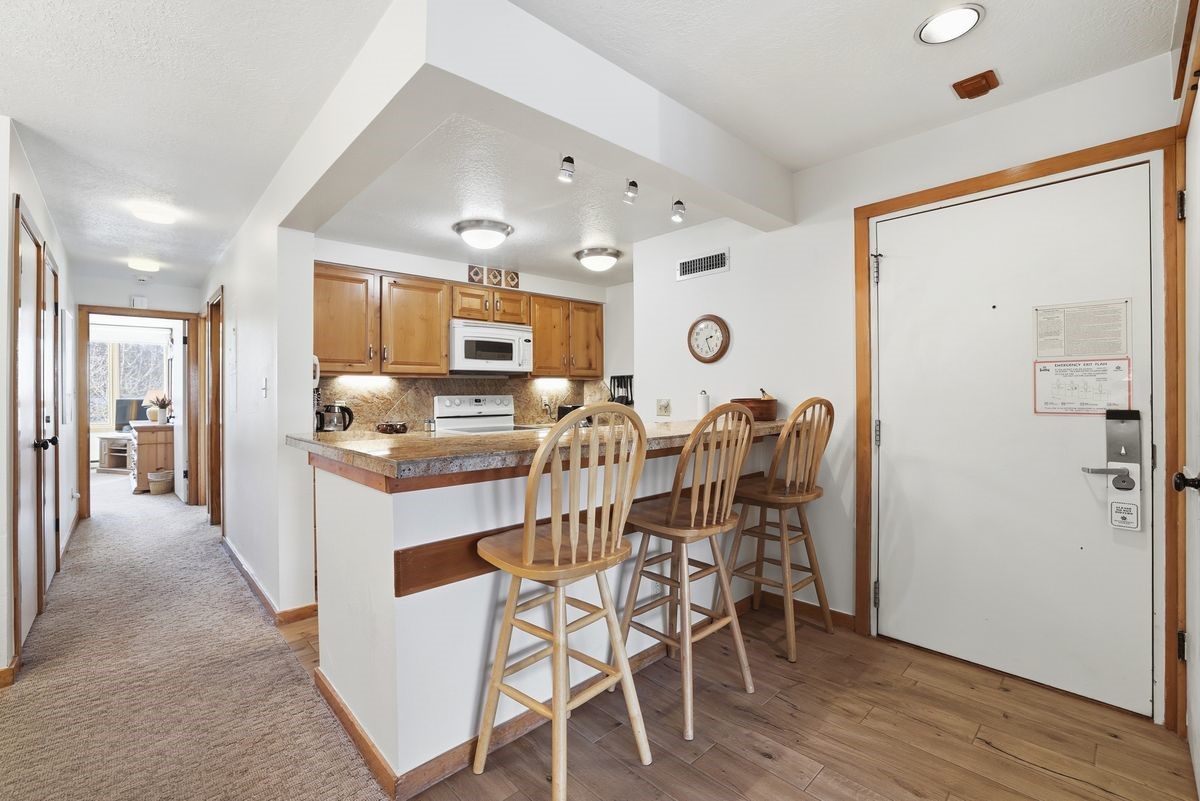 21700 Us Highway 6 2009 Property Photo 7