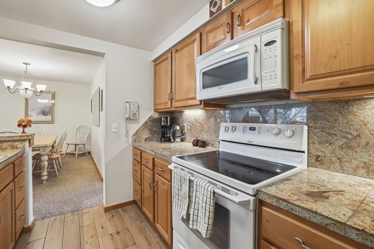 21700 Us Highway 6 2009 Property Photo 12