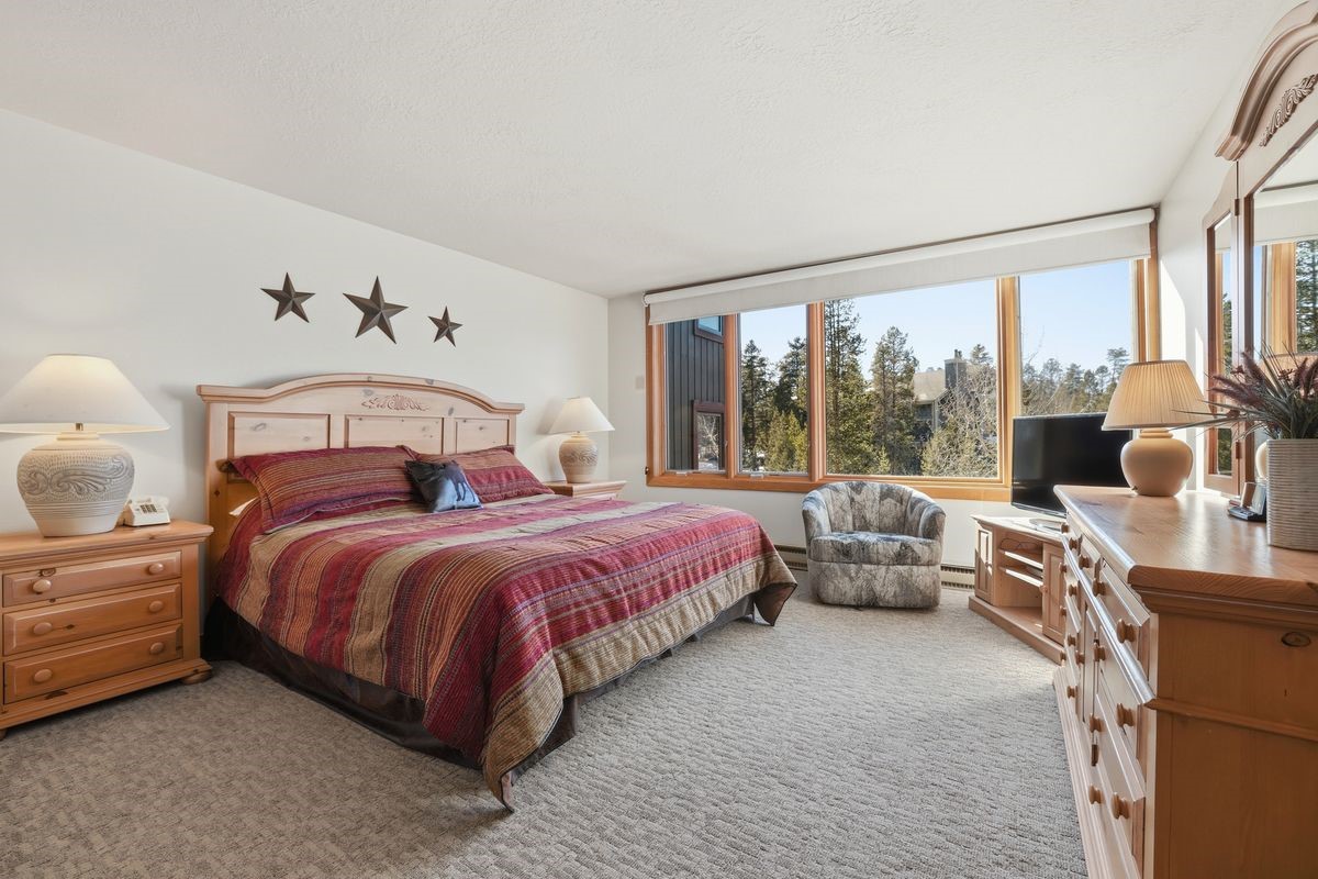 21700 Us Highway 6 2009 Property Photo 16