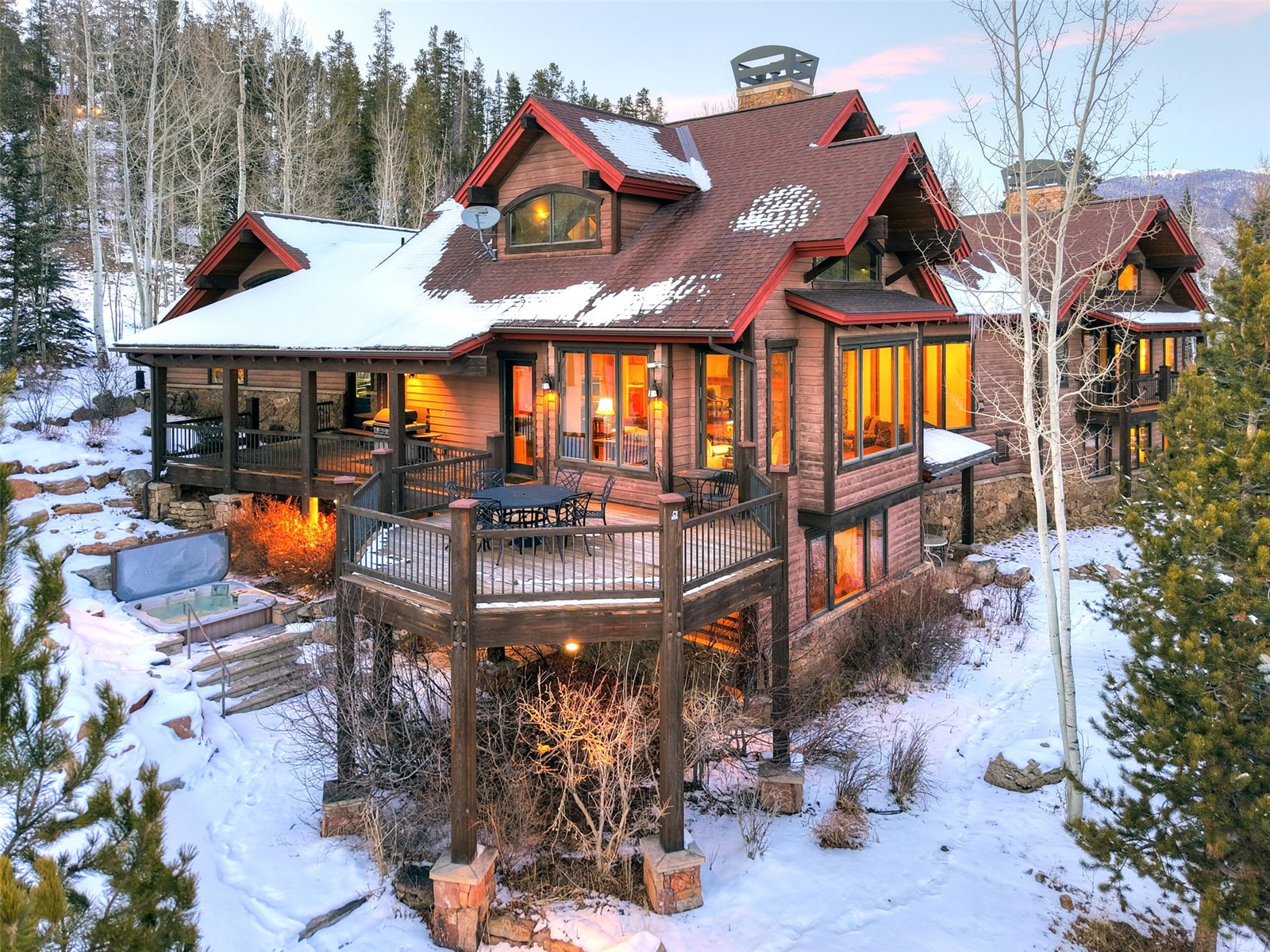 125 Two Cabins DRIVE Property Photo 1