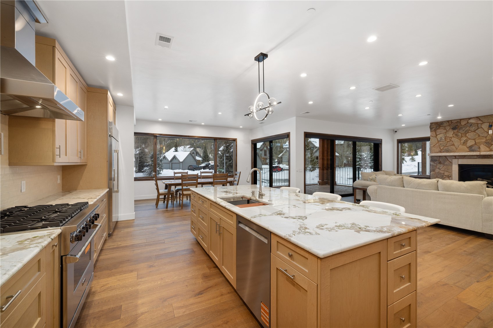 91 Masters Drive Property Photo 4
