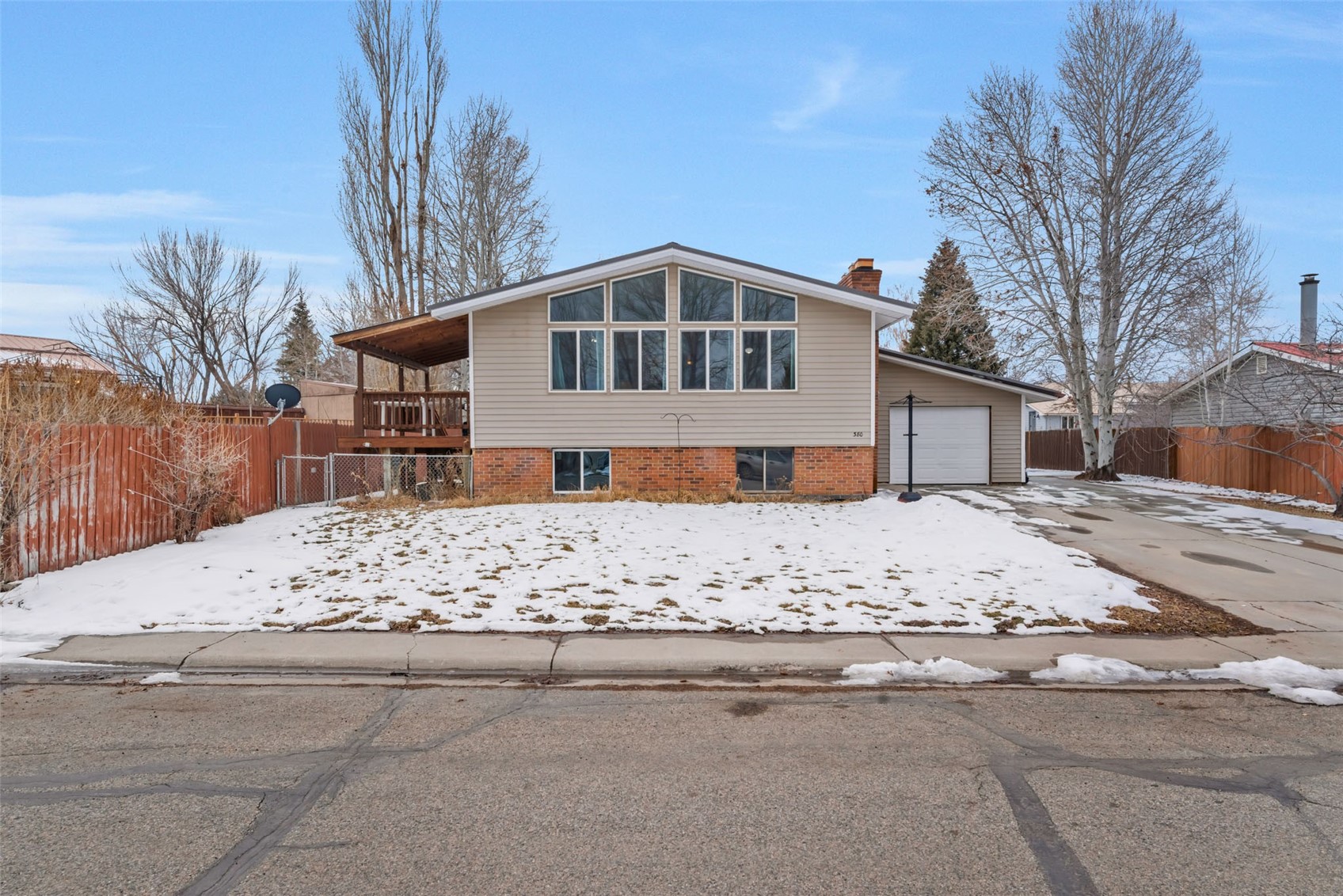 380 S Pine Street Property Photo 1