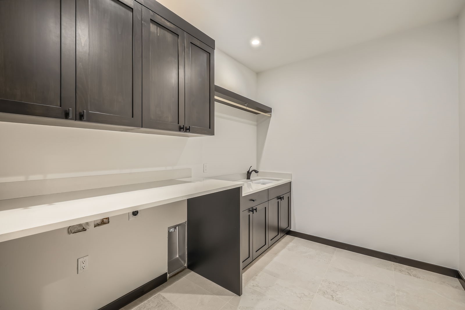 277 Monitor Drive Property Photo 42