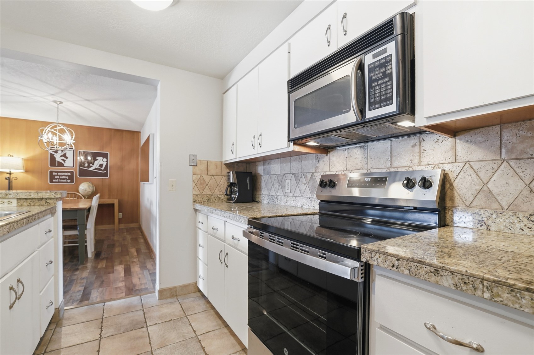 21700 Us Highway 6 2015 Property Photo 27