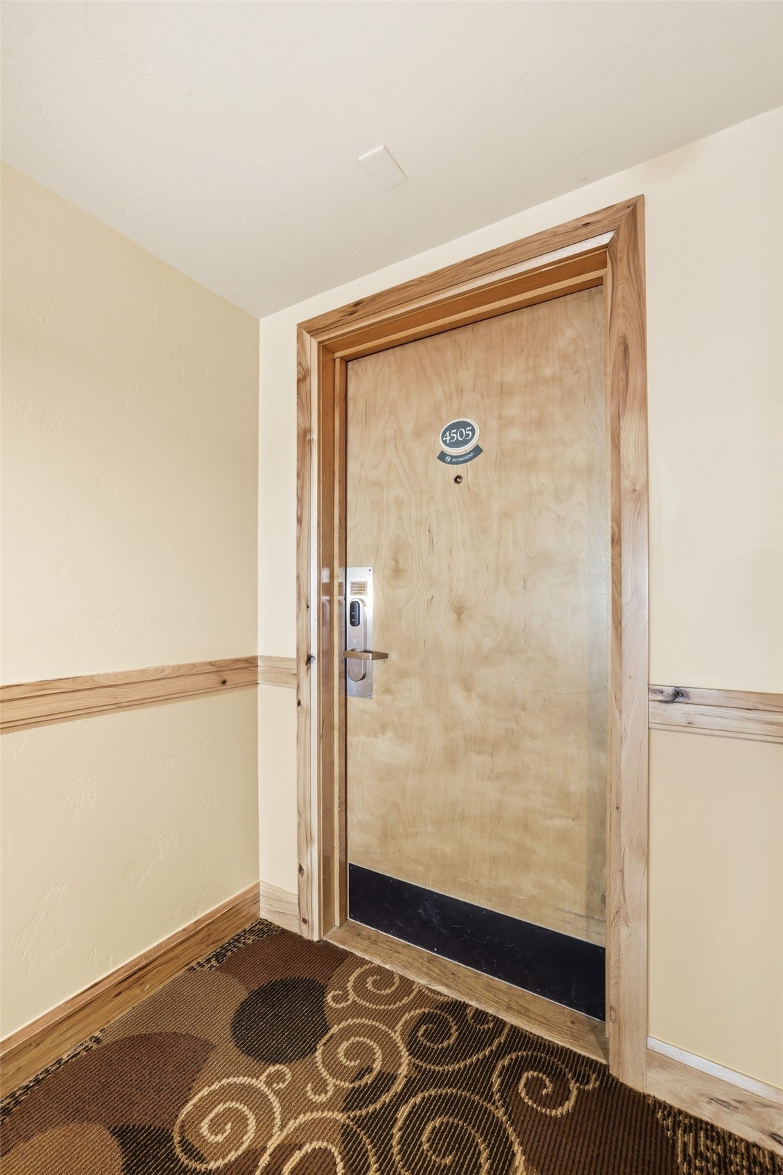 535 S Park Avenue 505 Property Photo 17