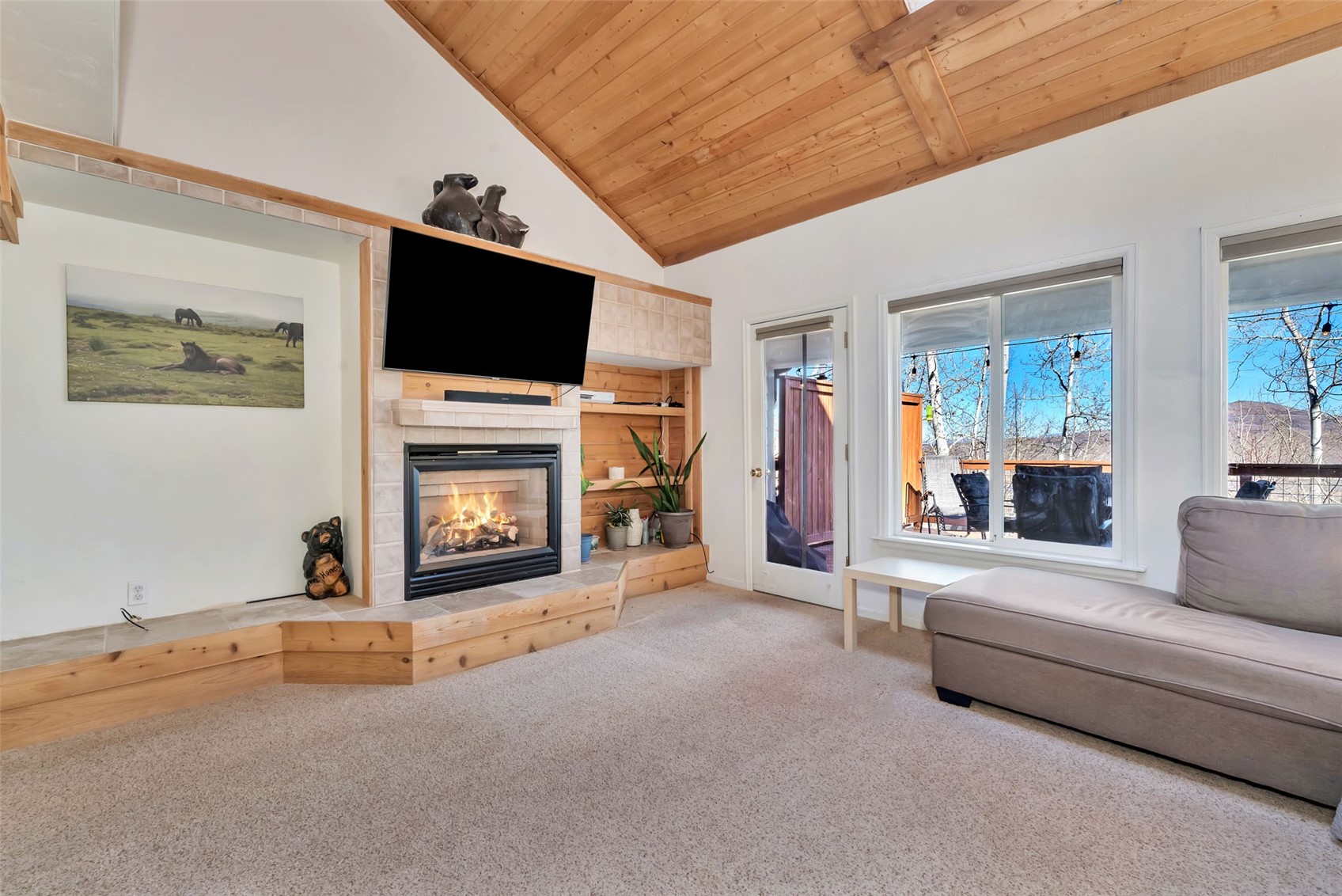 23035 Schussmark Trail B Property Photo 9