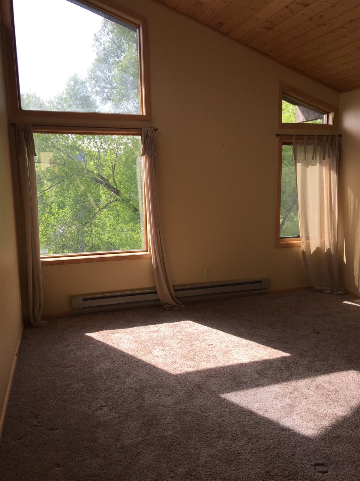 2550-2552 Val Disere Circle Property Photo 20