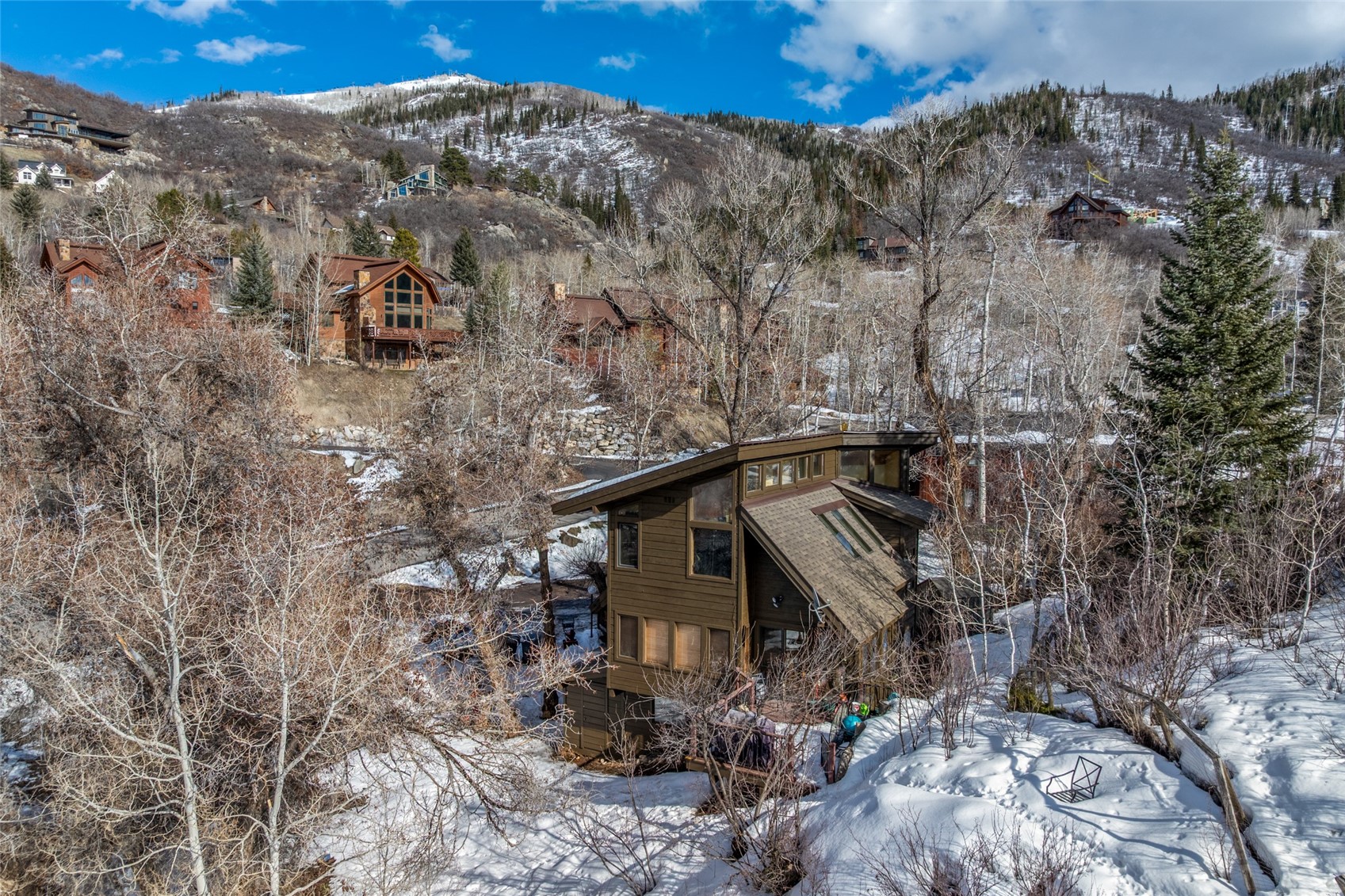 2550-2552 Val Disere Circle Property Photo 30