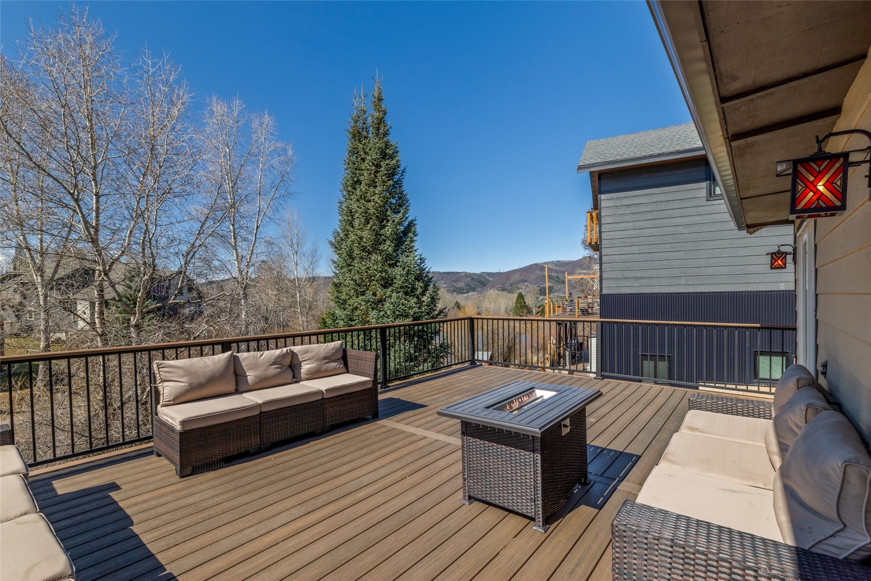 3401 Apres Ski Way Property Photo 17
