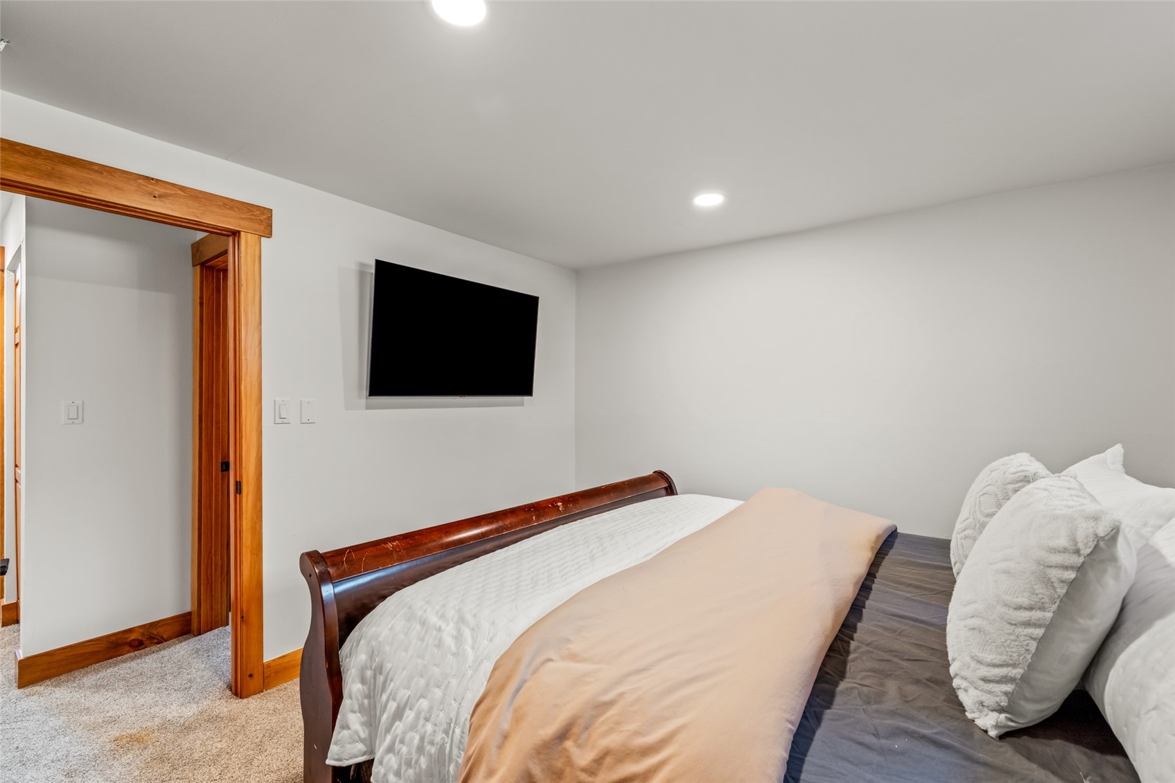 3401 Apres Ski Way Property Photo 24