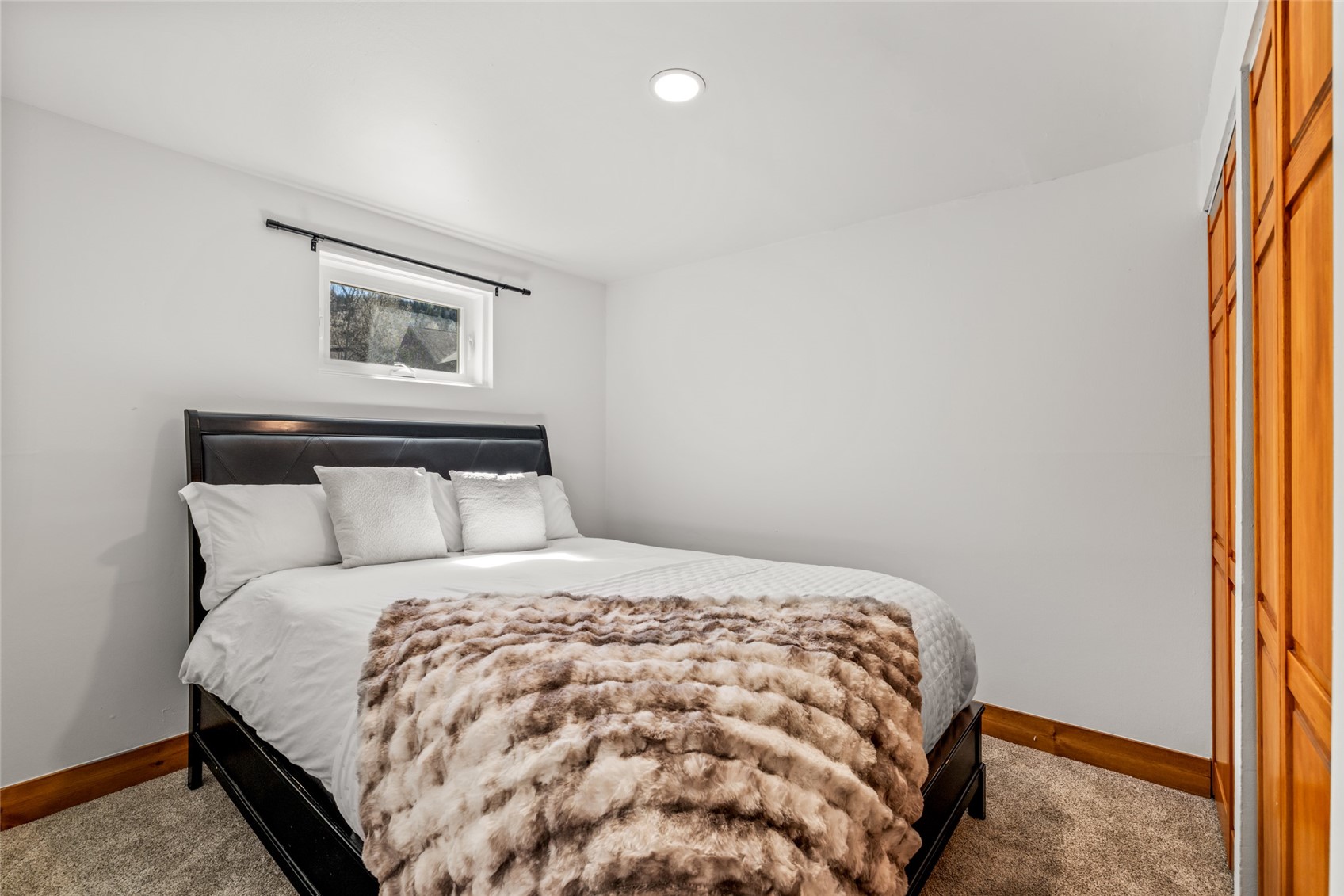 3401 Apres Ski Way Property Photo 26
