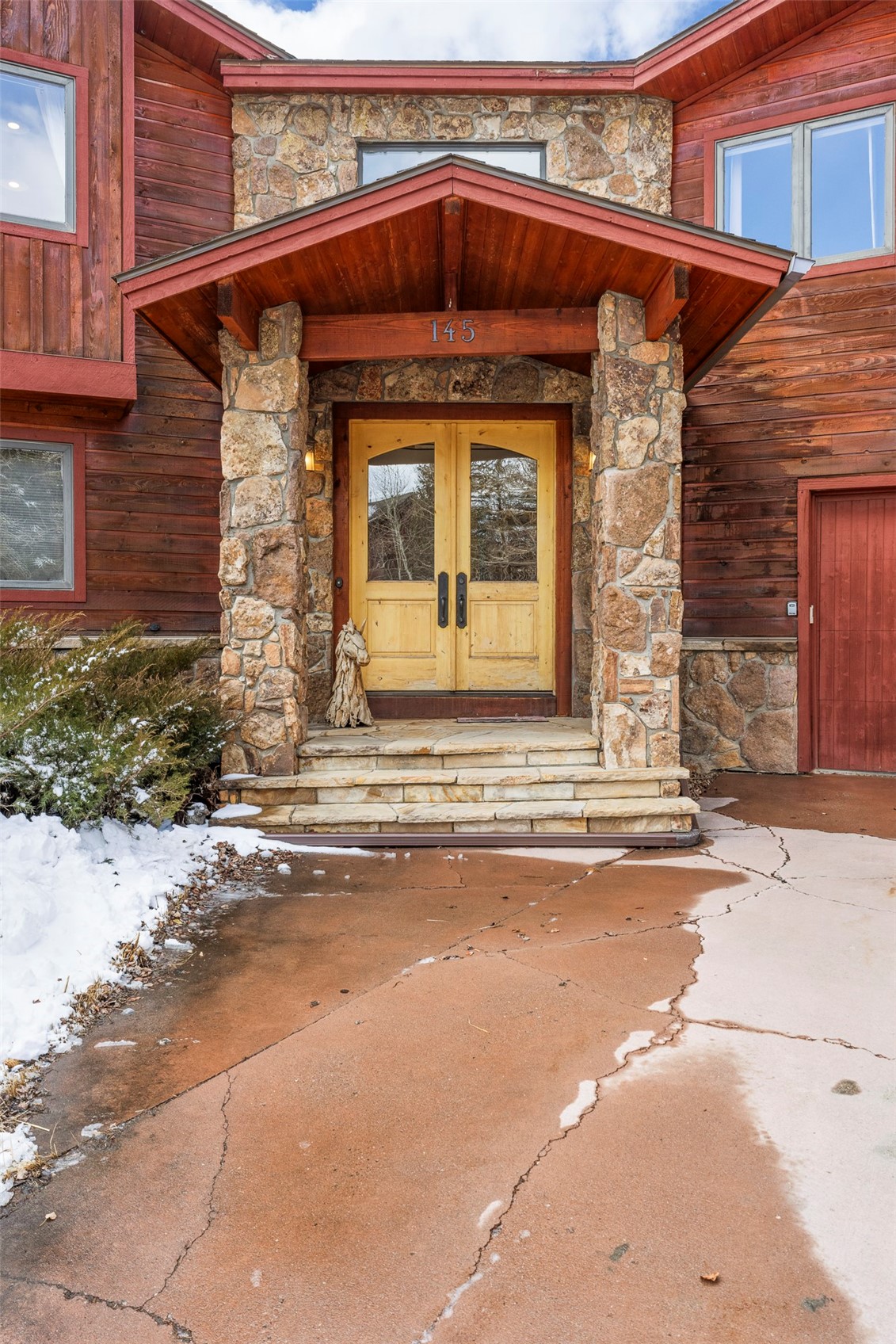 145 Gold Run Circle Property Photo 4