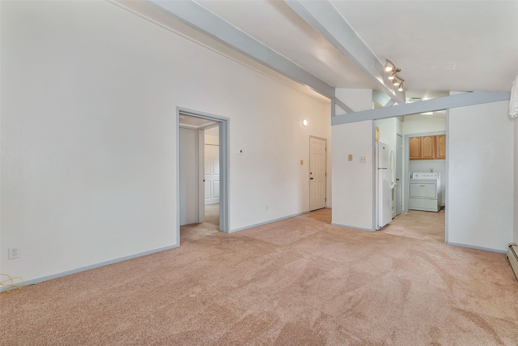 427 E Washington Avenue A & B Property Photo 21