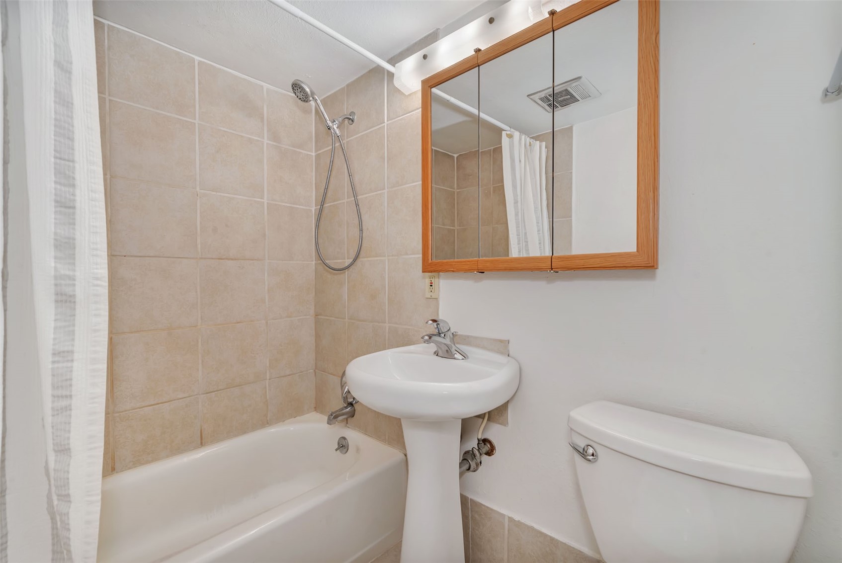 427 E Washington Avenue A & B Property Photo 30