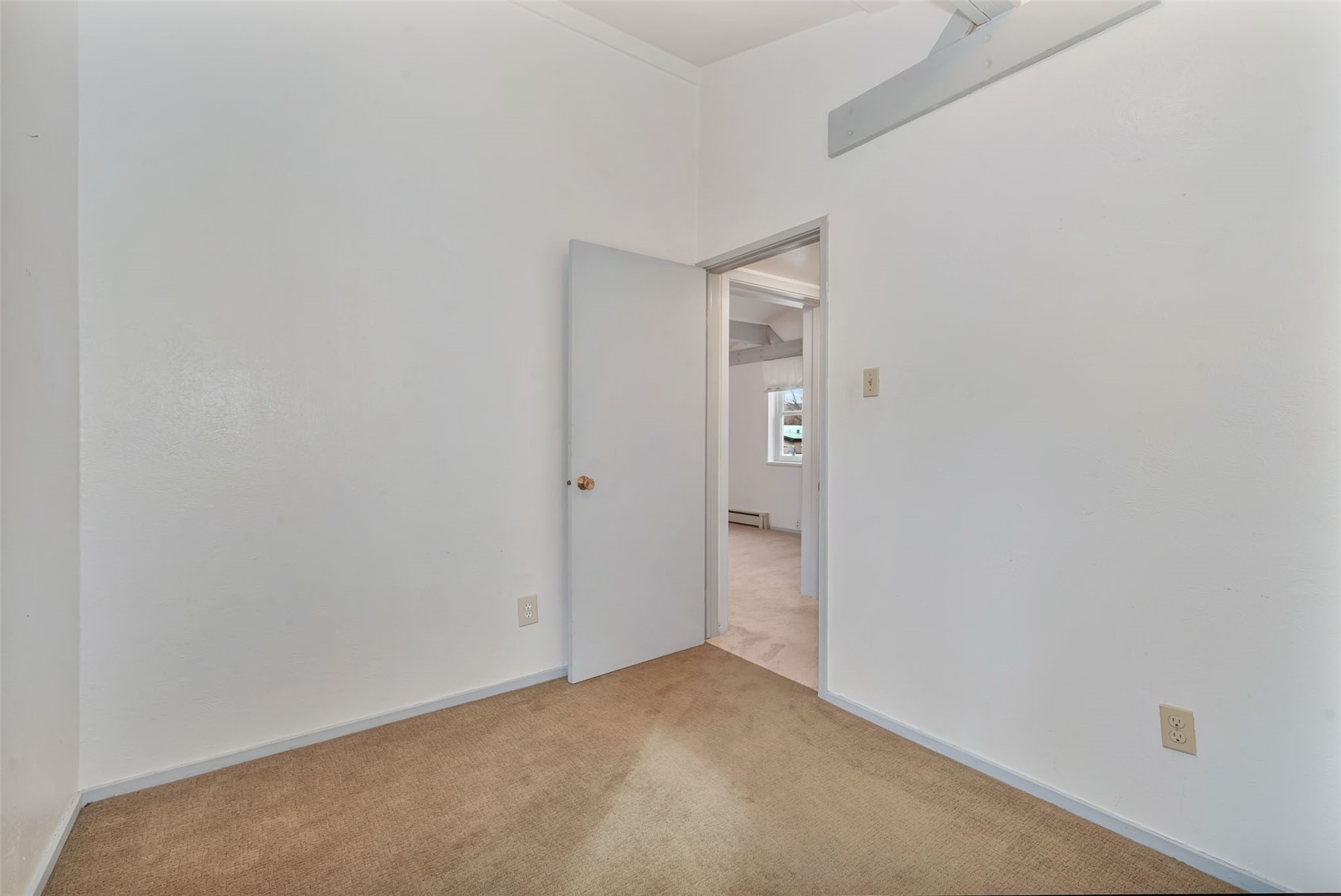 427 E Washington Avenue A & B Property Photo 32