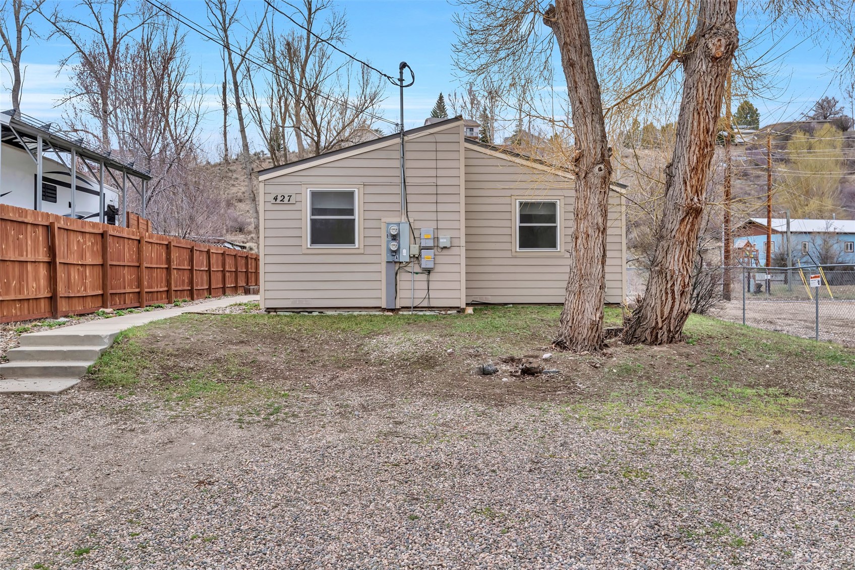 427 E Washington Avenue A & B Property Photo 36