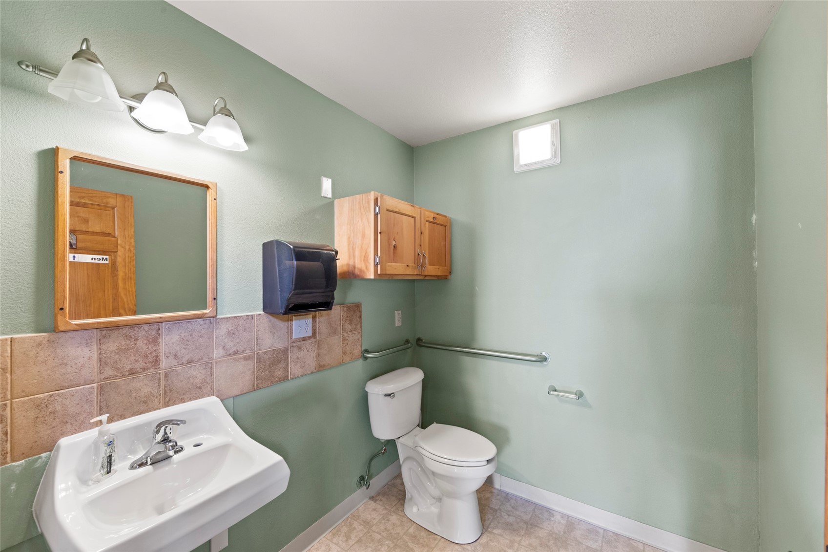 606 W Byers Avenue Property Photo 20
