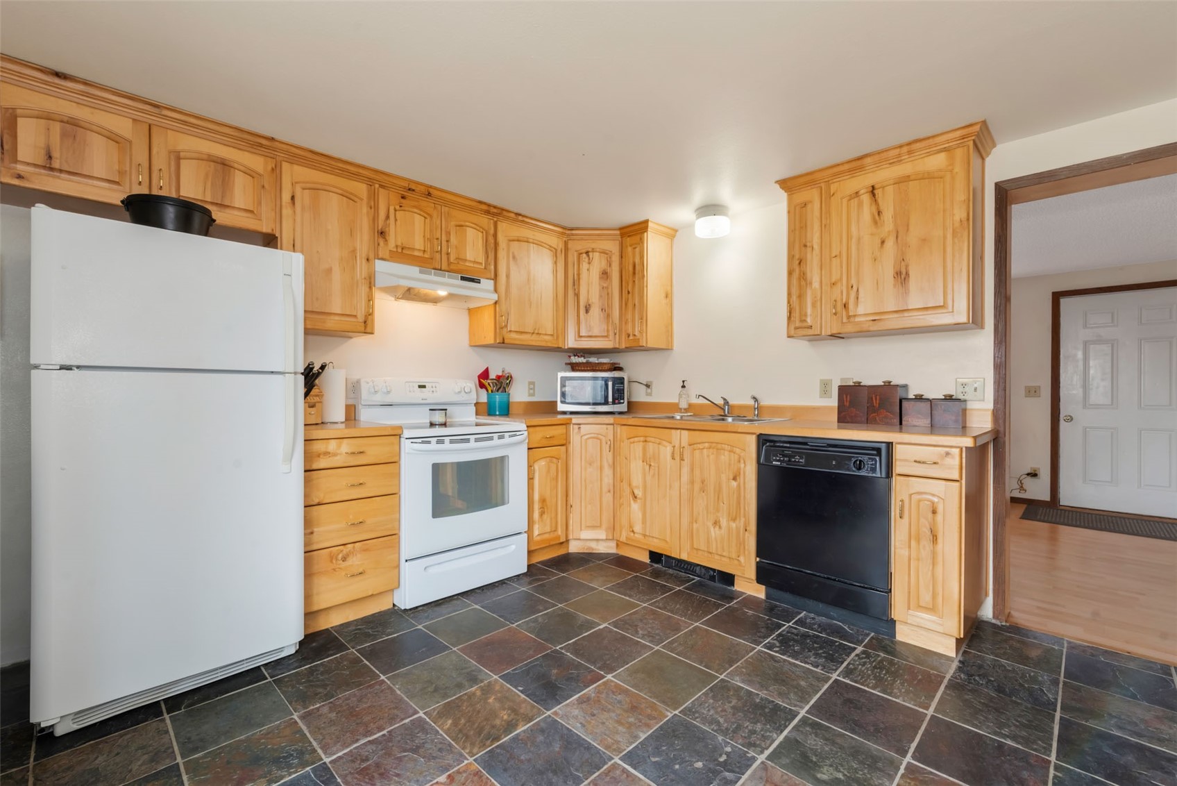 244 Harvest Drive Property Photo 10