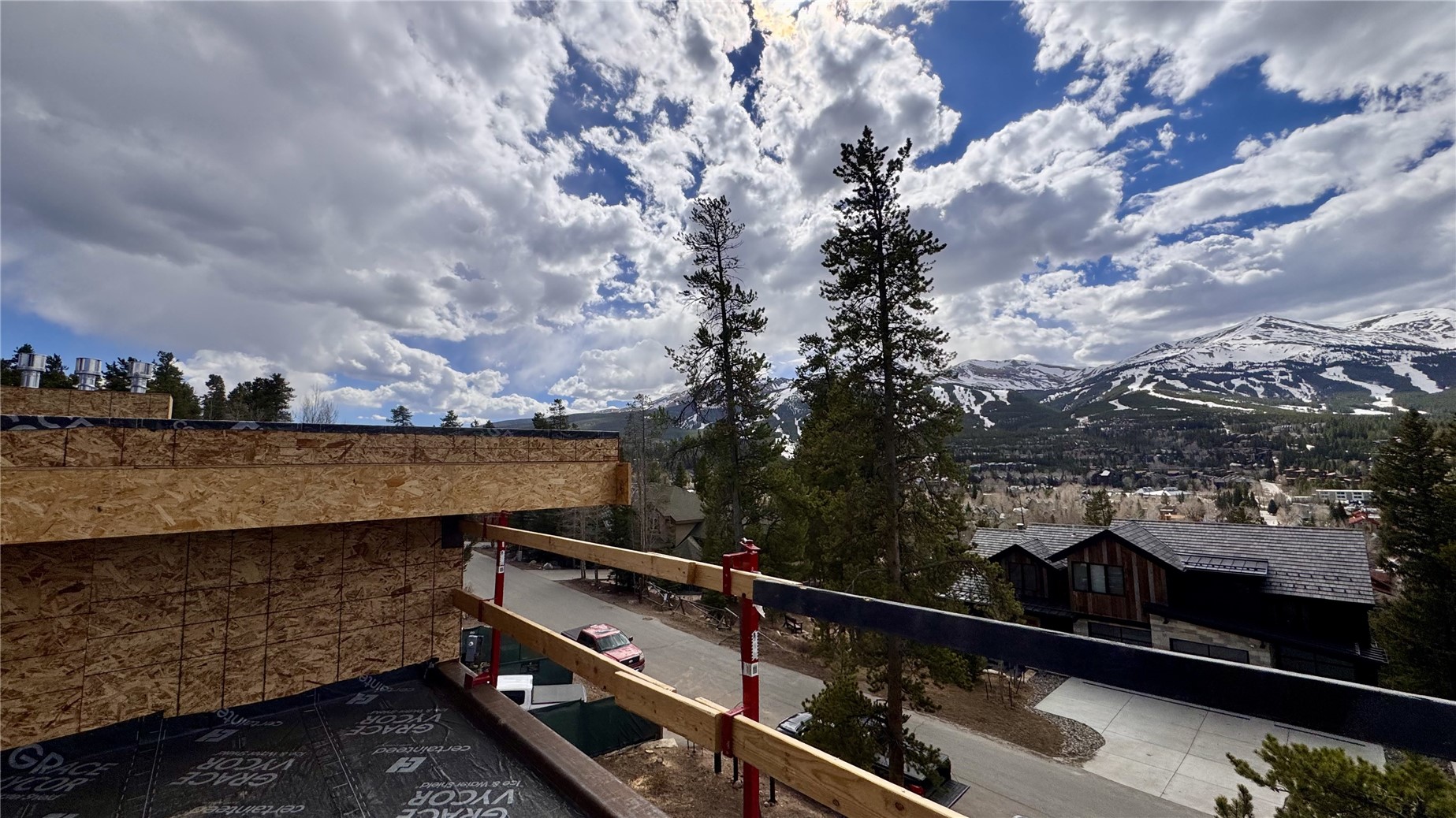 104 S Gold Flake Terrace Property Photo 22