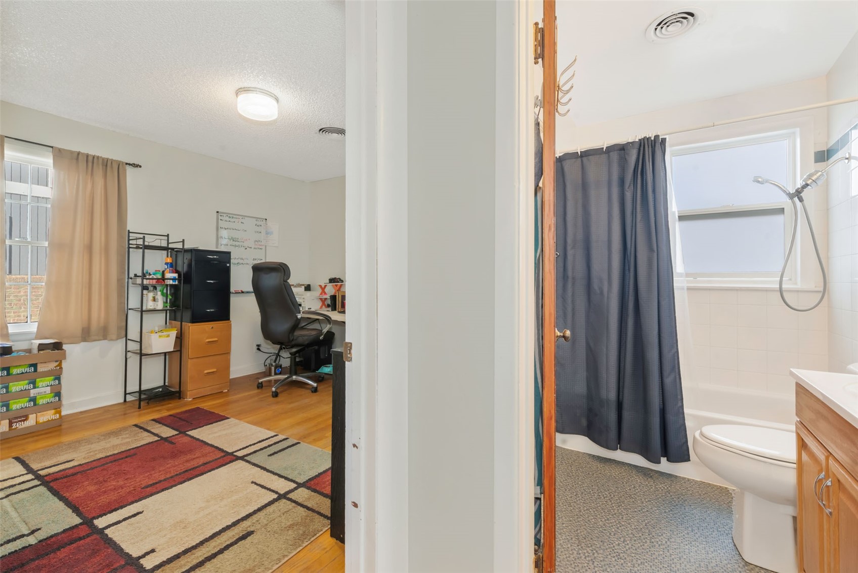 635 School Street Property Photo 14