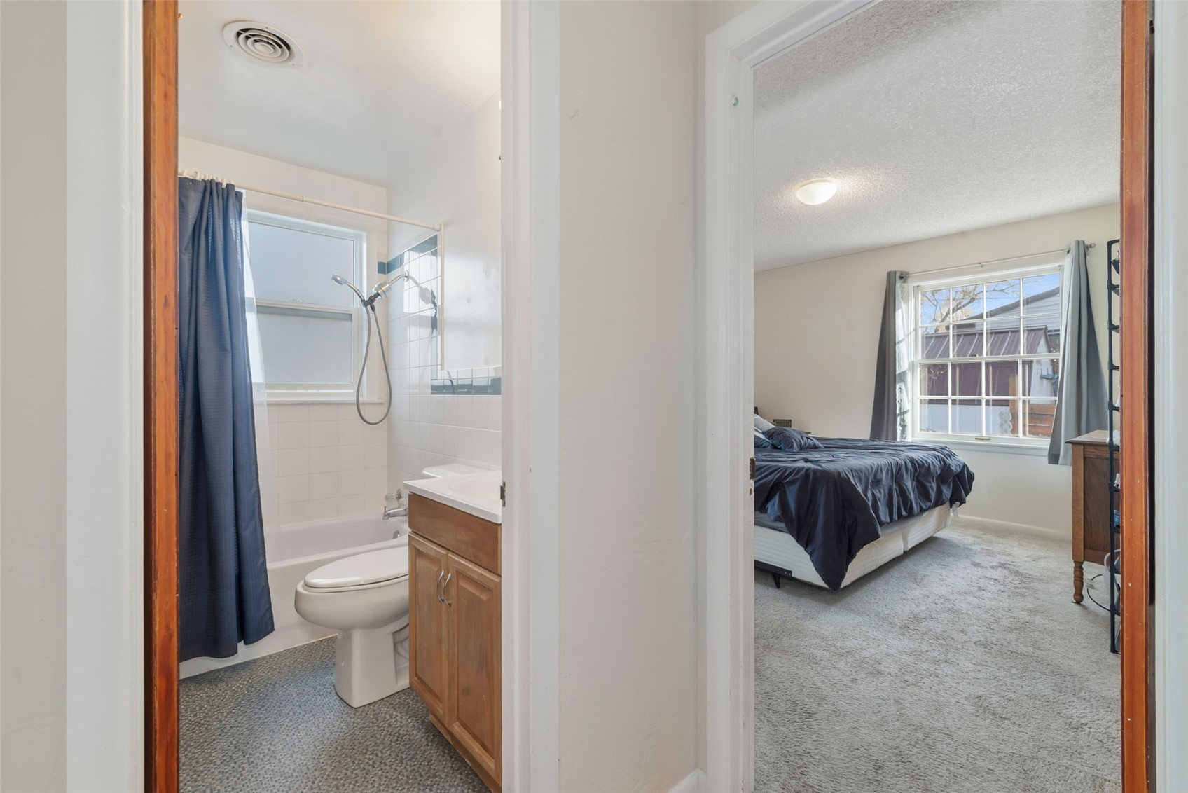 635 School Street Property Photo 17