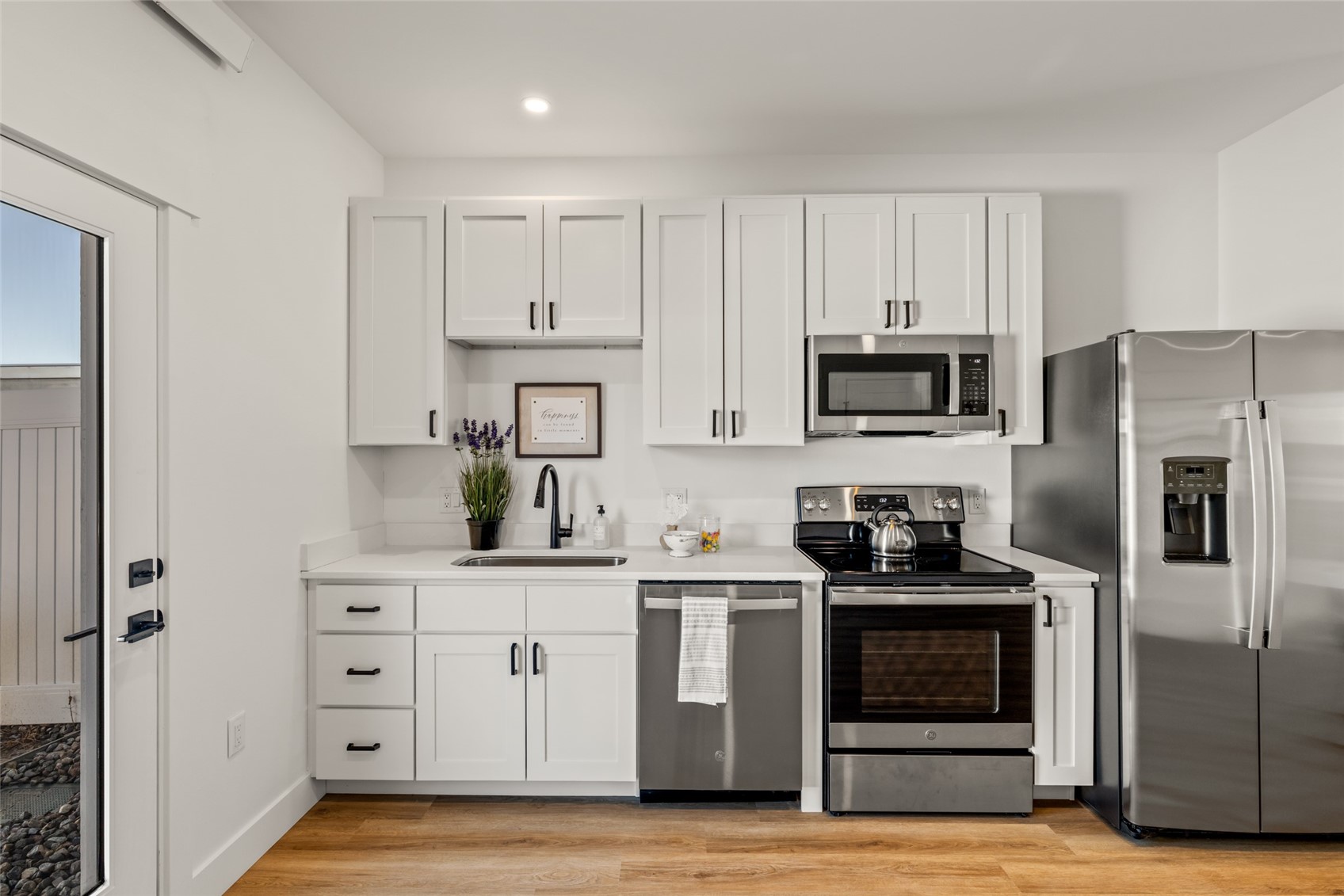 778 Tucker Street - Property Photo 6