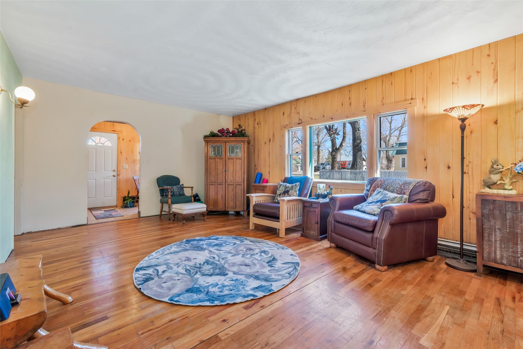 517 E Jefferson Avenue Property Photo 4