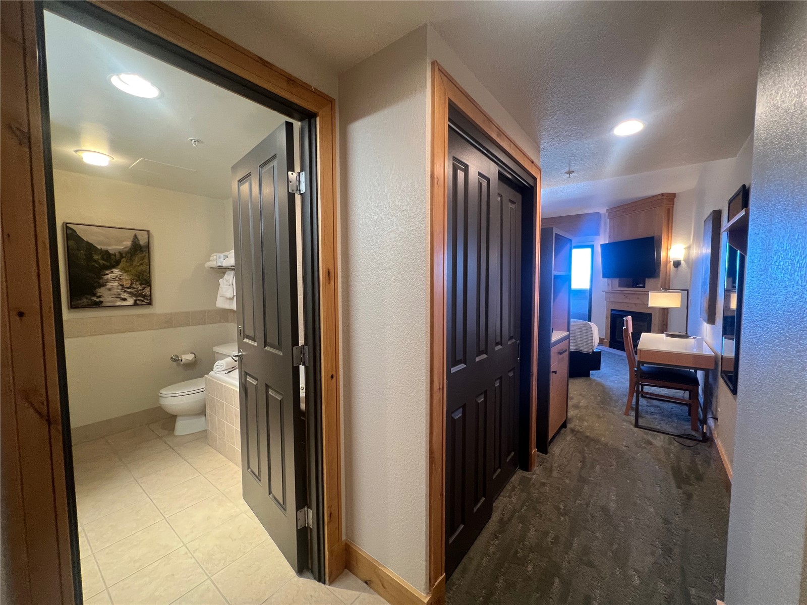 2300 Mt Werner Circle 201 Property Photo 7