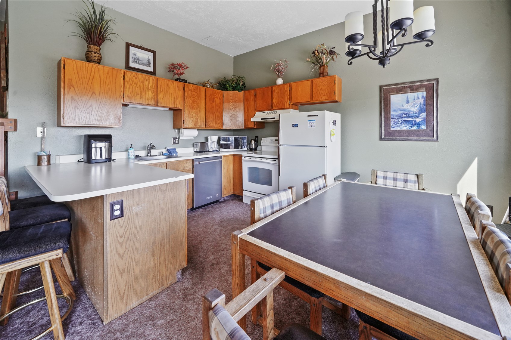 9800 Ryan Gulch Road 108 Property Photo 20