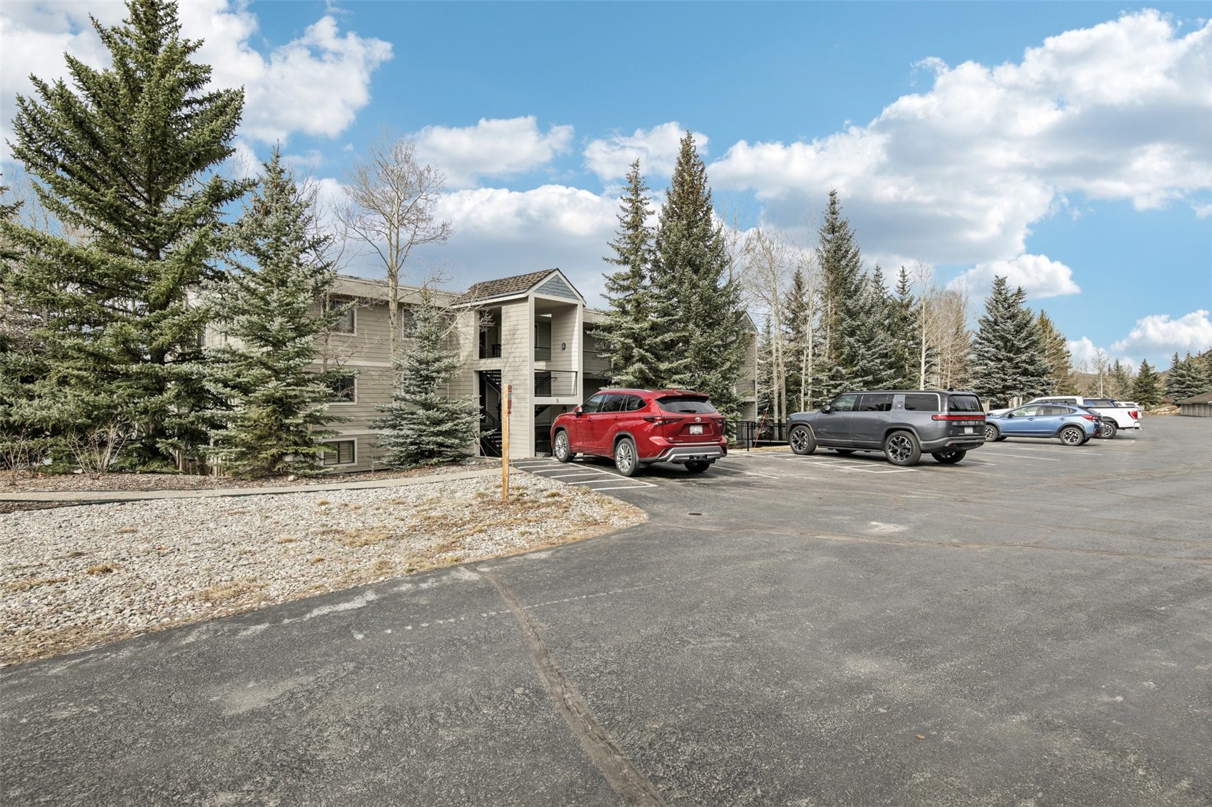 72 Corinthian Circle D202 Property Photo 5