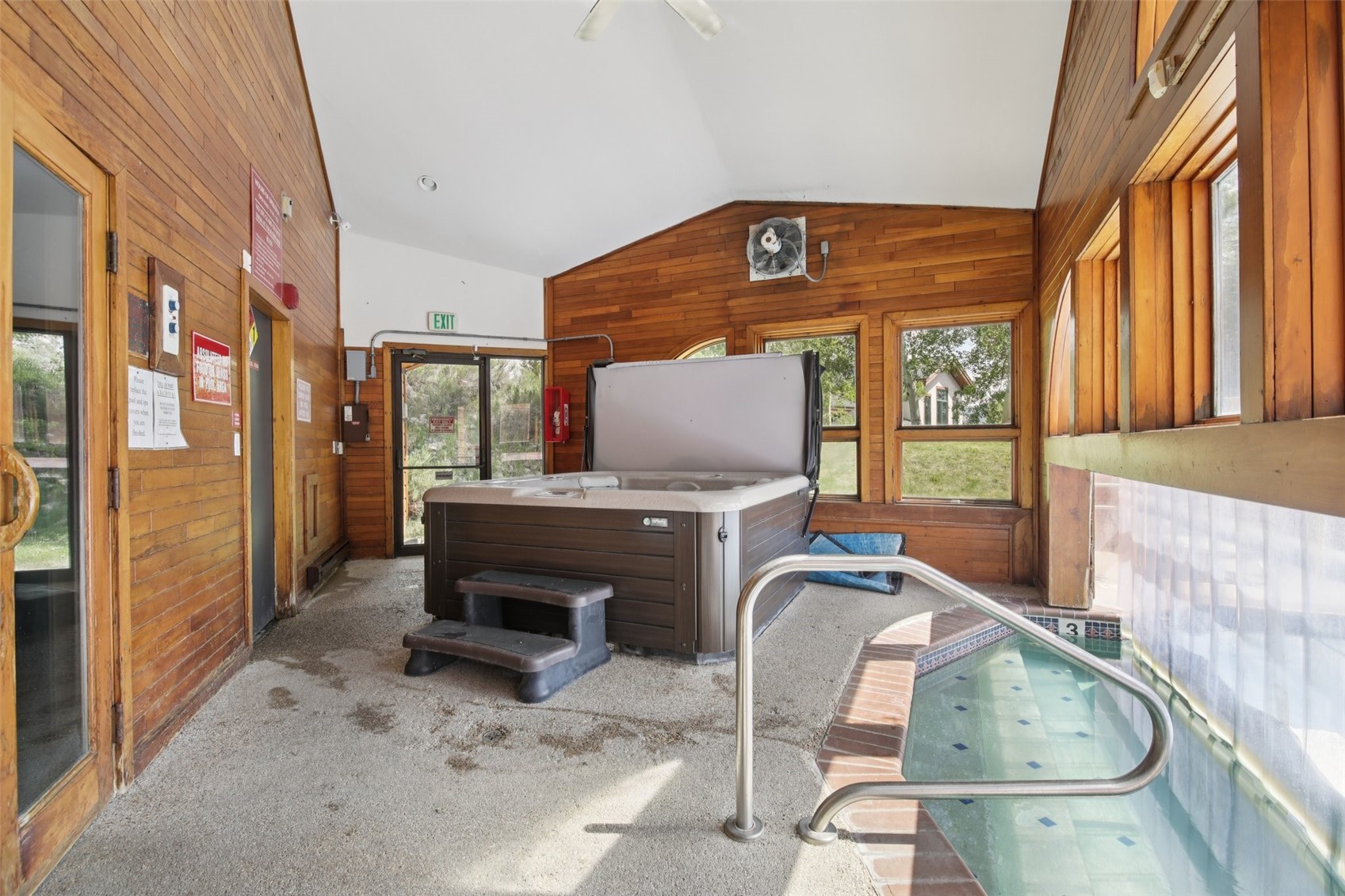 72 Corinthian Circle D202 Property Photo 33