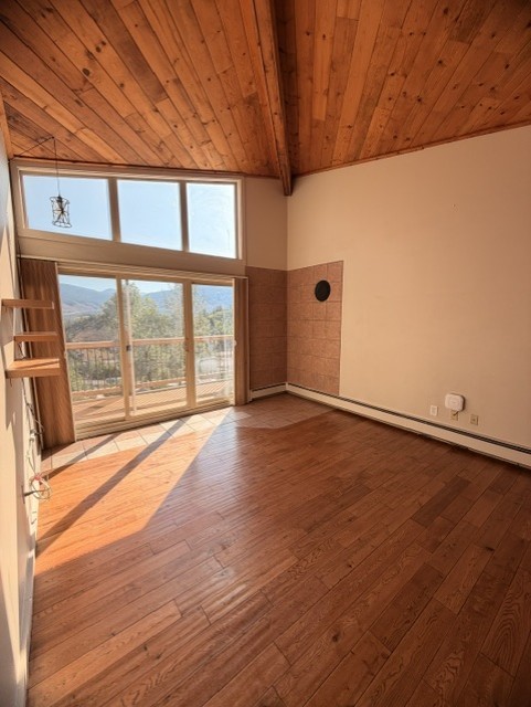 2424 Ryan Gulch Court S 304 Property Photo 2