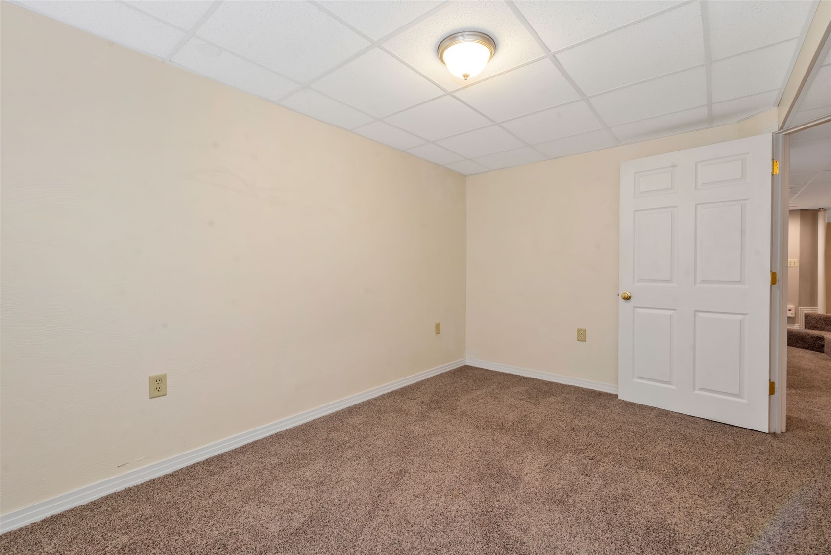 301 E View Drive Property Photo 39