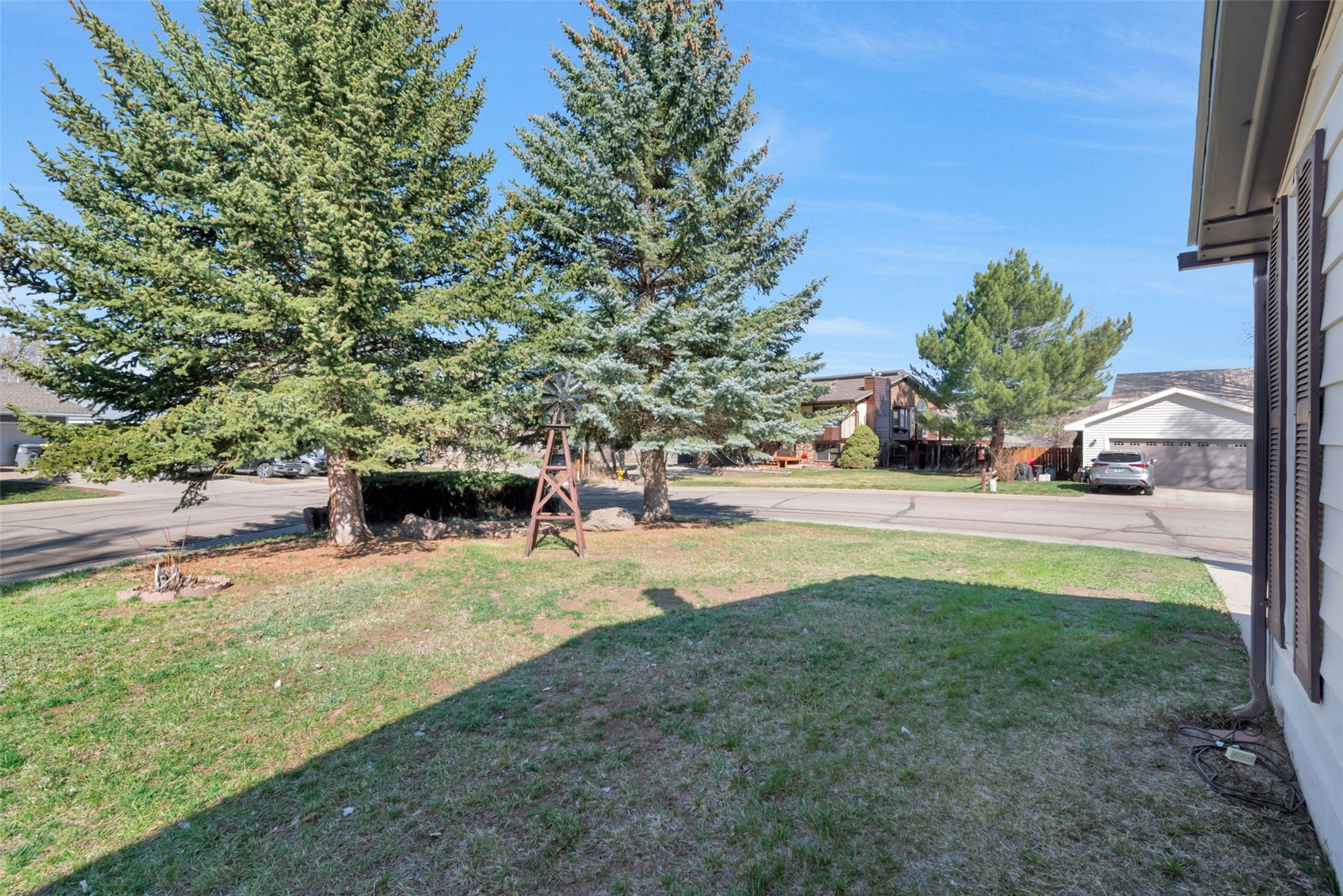 301 E View Drive Property Photo 46