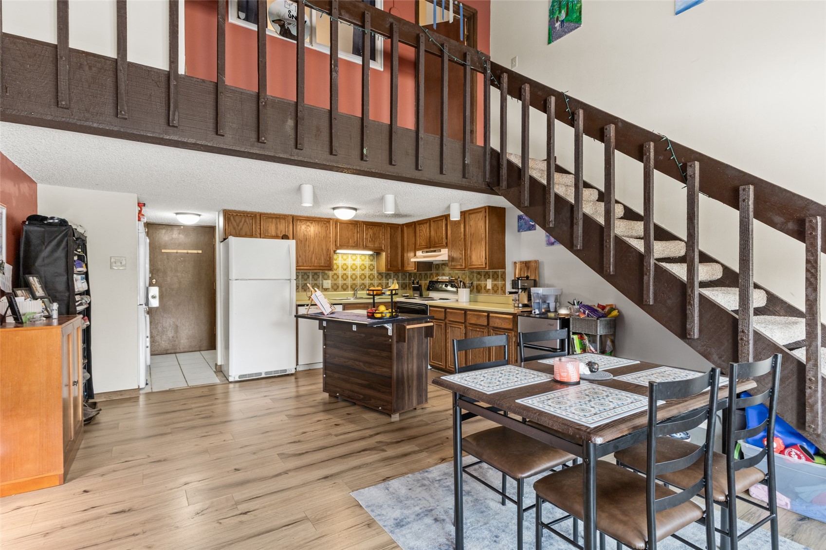 465 Tamarack DRIVE B211 Property Photo 1
