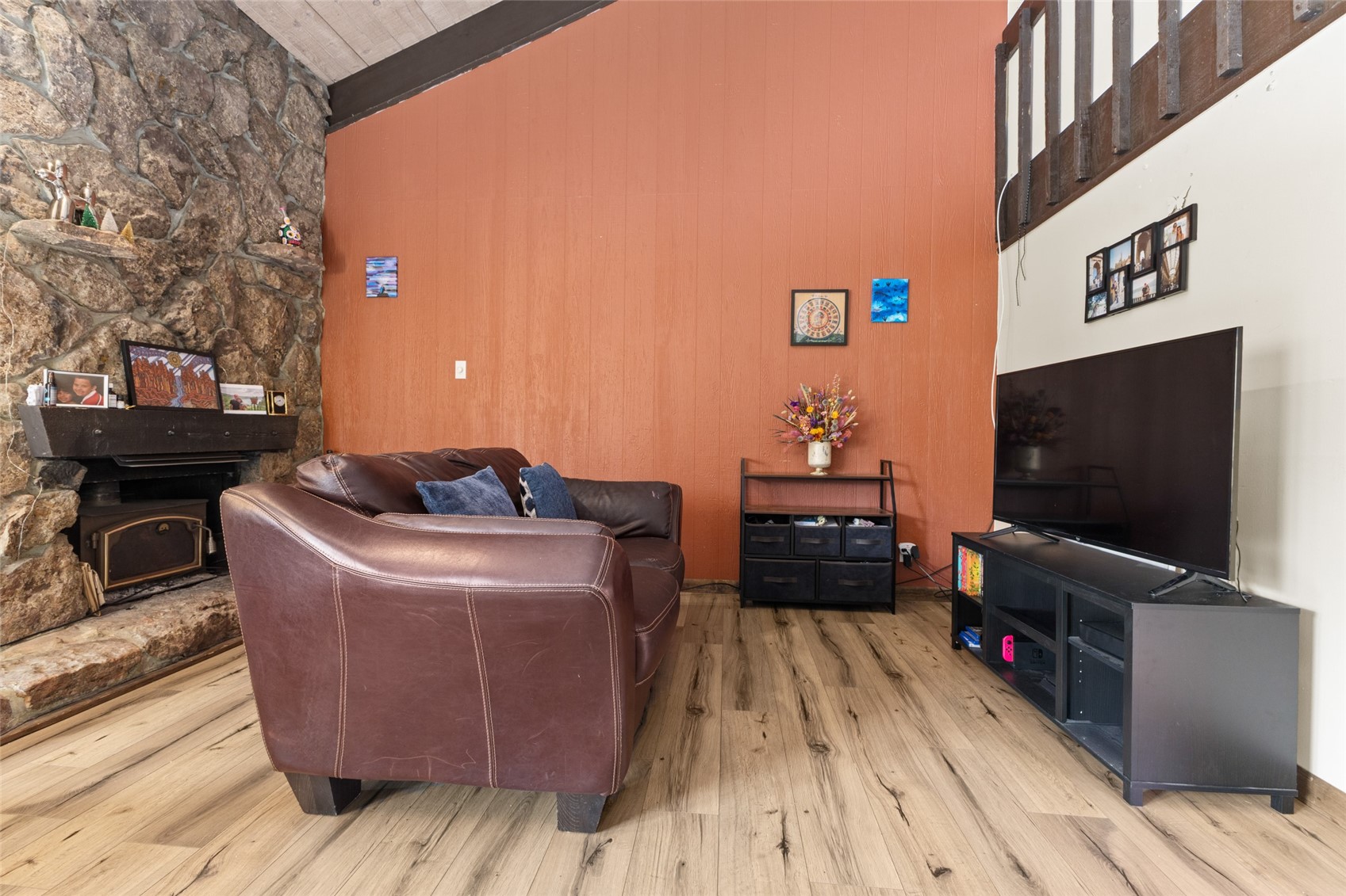 465 Tamarack Drive B211 Property Photo 2
